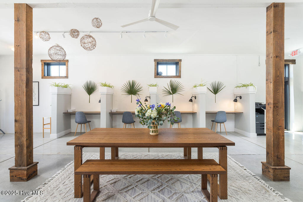 112 Cape Fear Boulevard