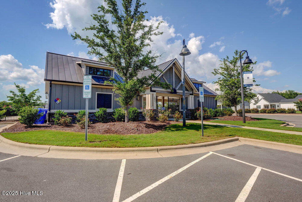 367 Hanover Lakes Drive