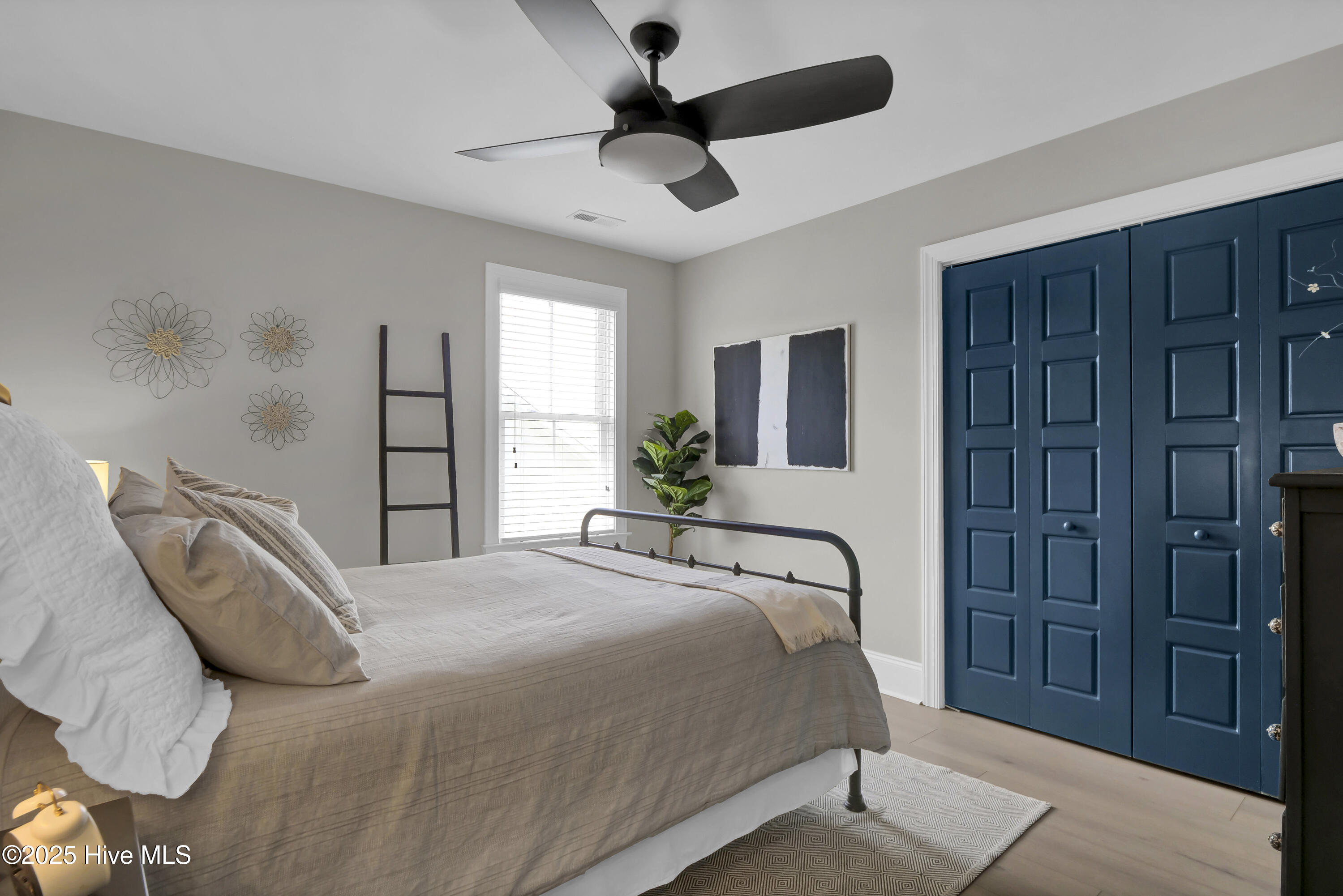 367 Hanover Lakes Drive