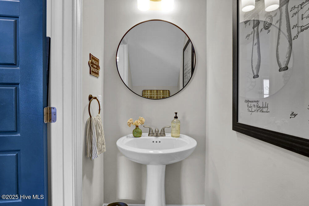 367 Hanover Lakes Drive