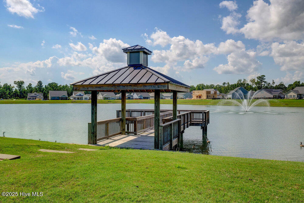 367 Hanover Lakes Drive