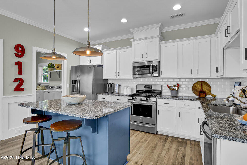 367 Hanover Lakes Drive