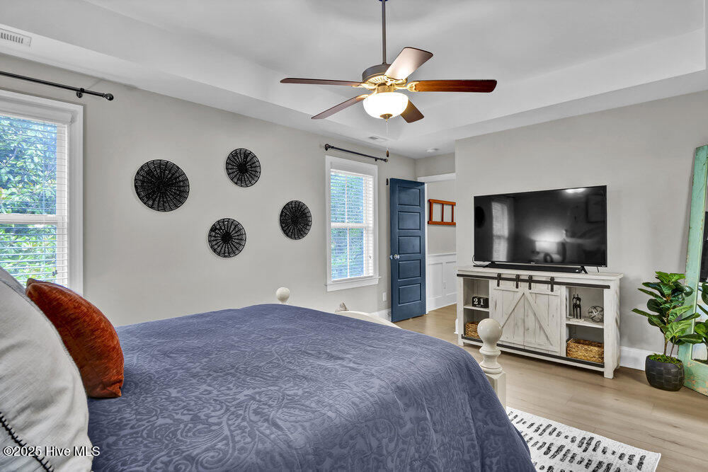 367 Hanover Lakes Drive