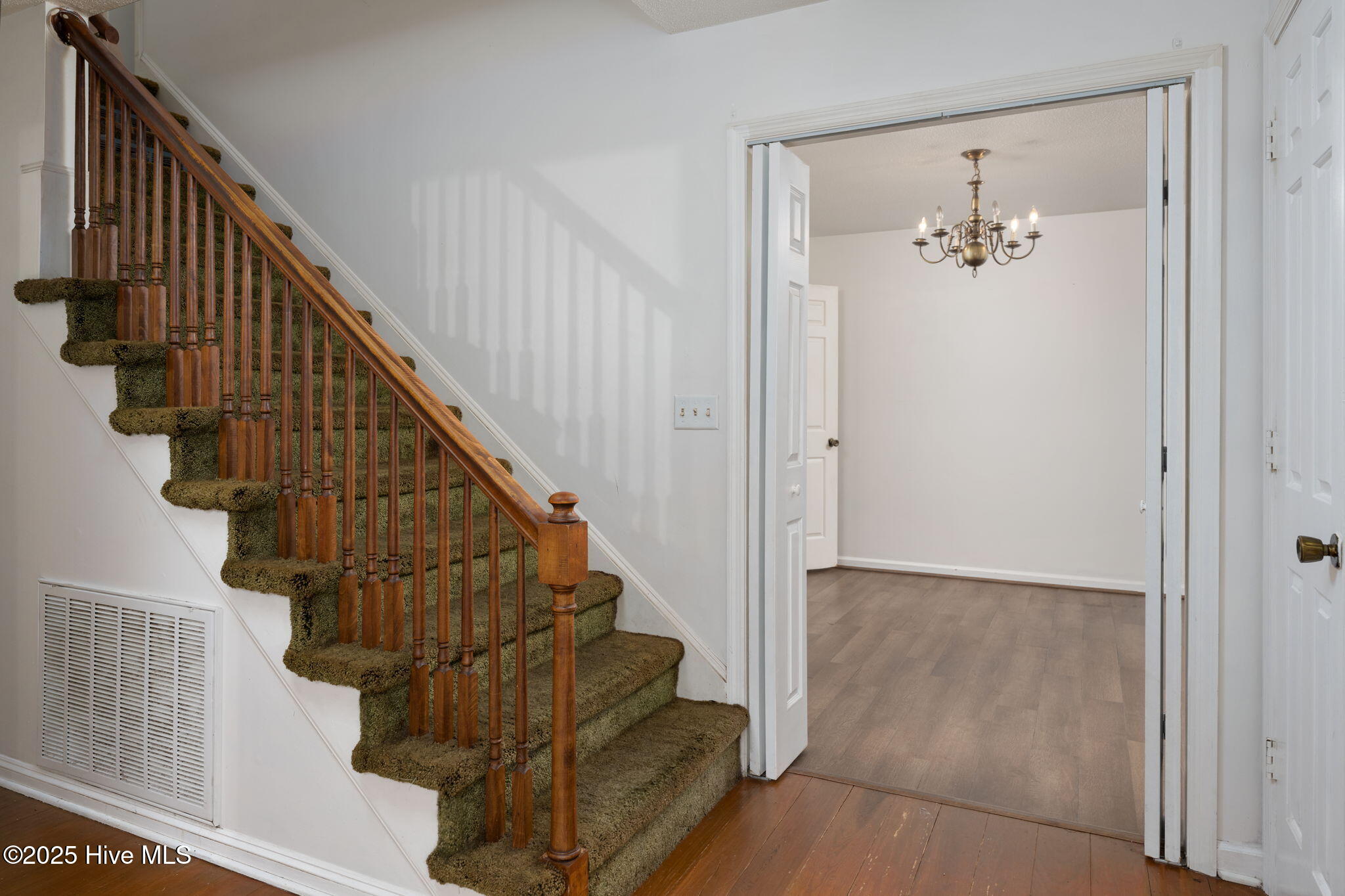 4 Pinewood Circle