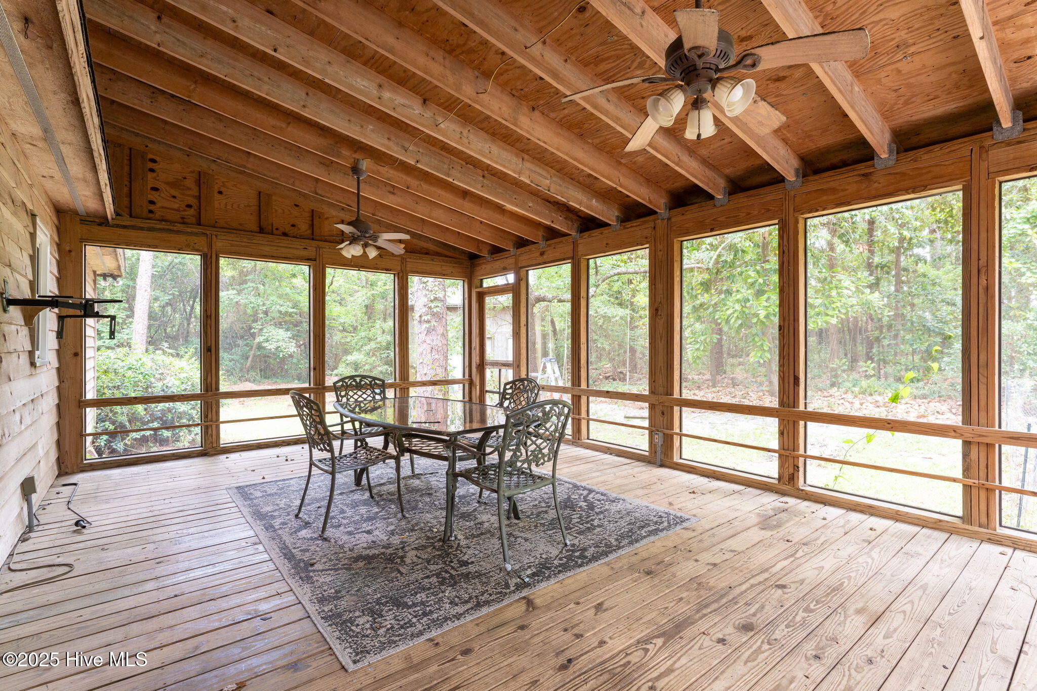 4 Pinewood Circle
