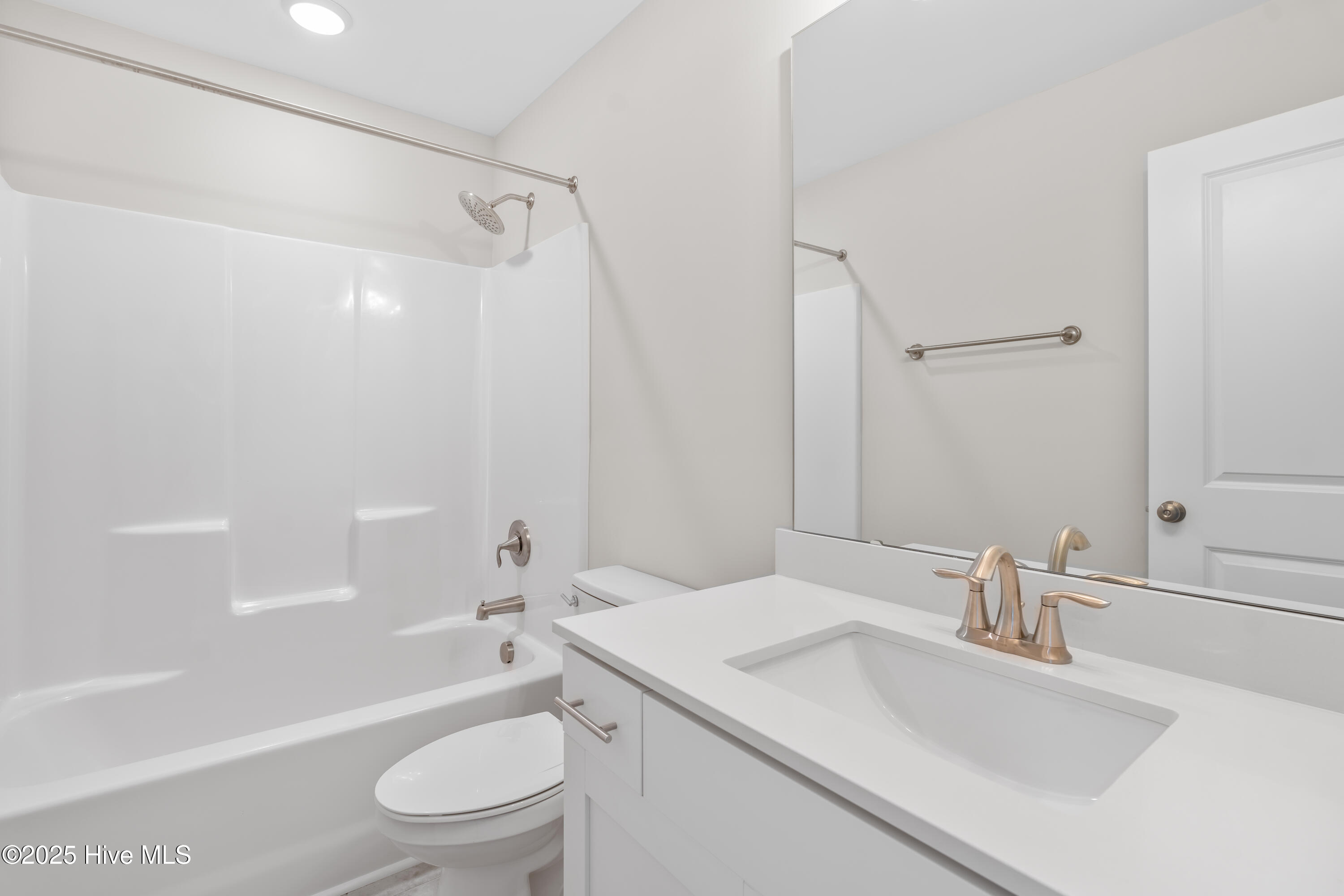 7439 Springwater Drive