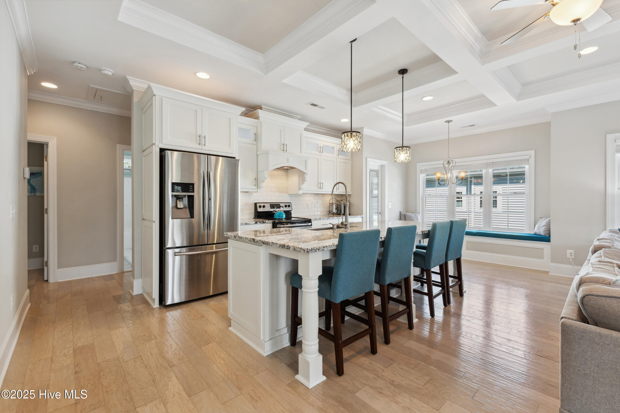 105 W Yacht Drive
