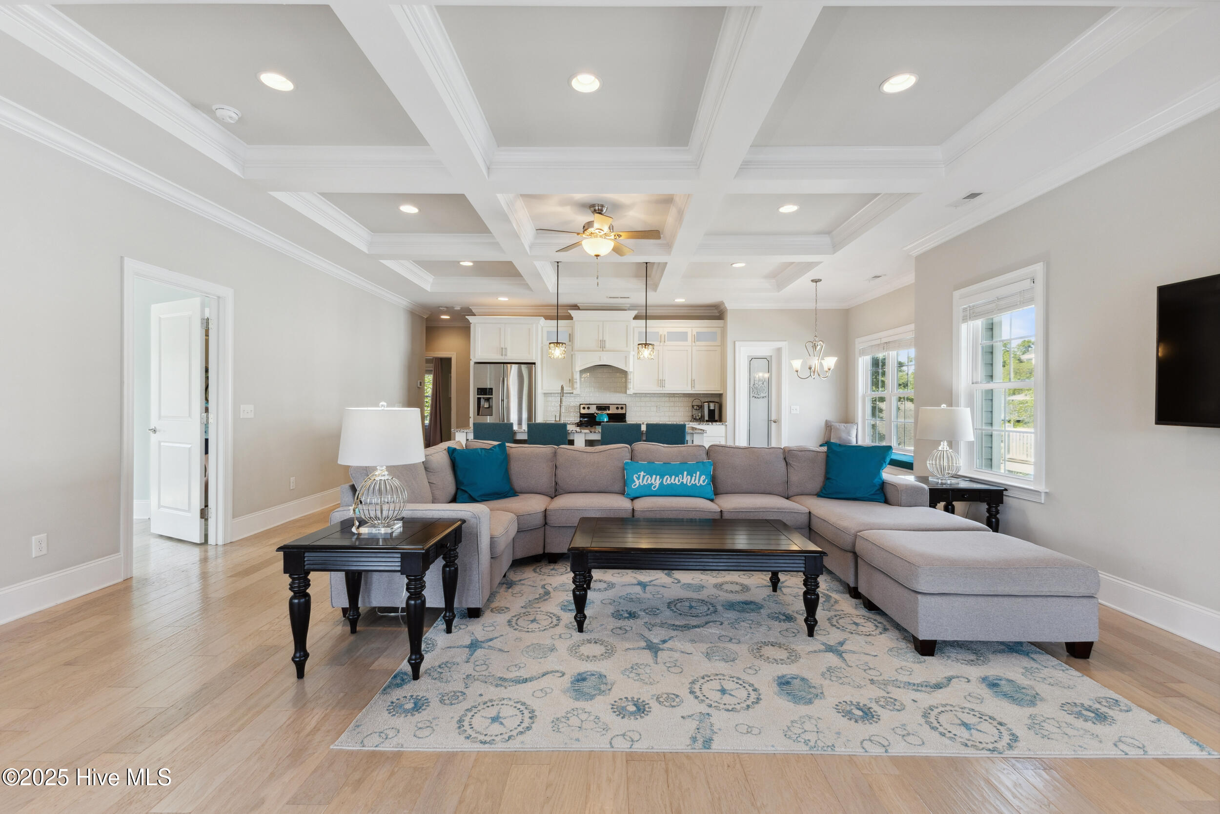 105 W Yacht Drive