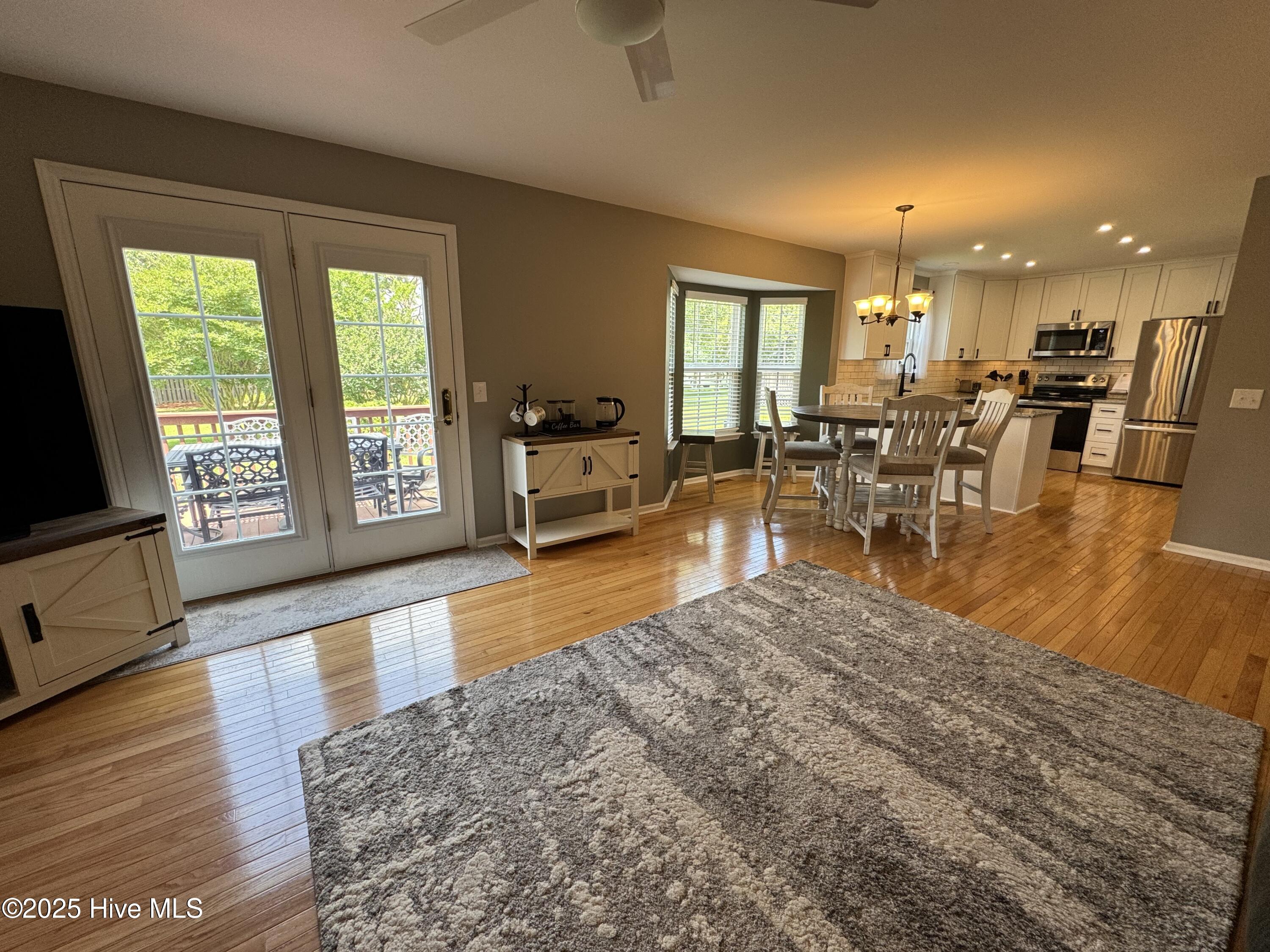 644 Chowning Place