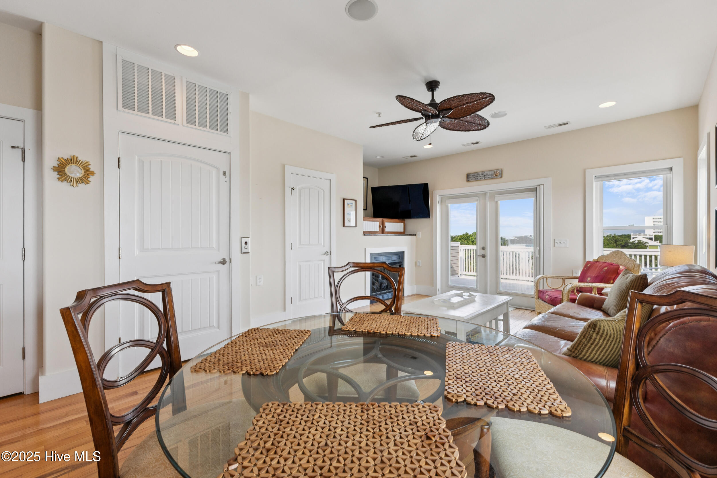 1605 Mackerel Lane, Unit 2