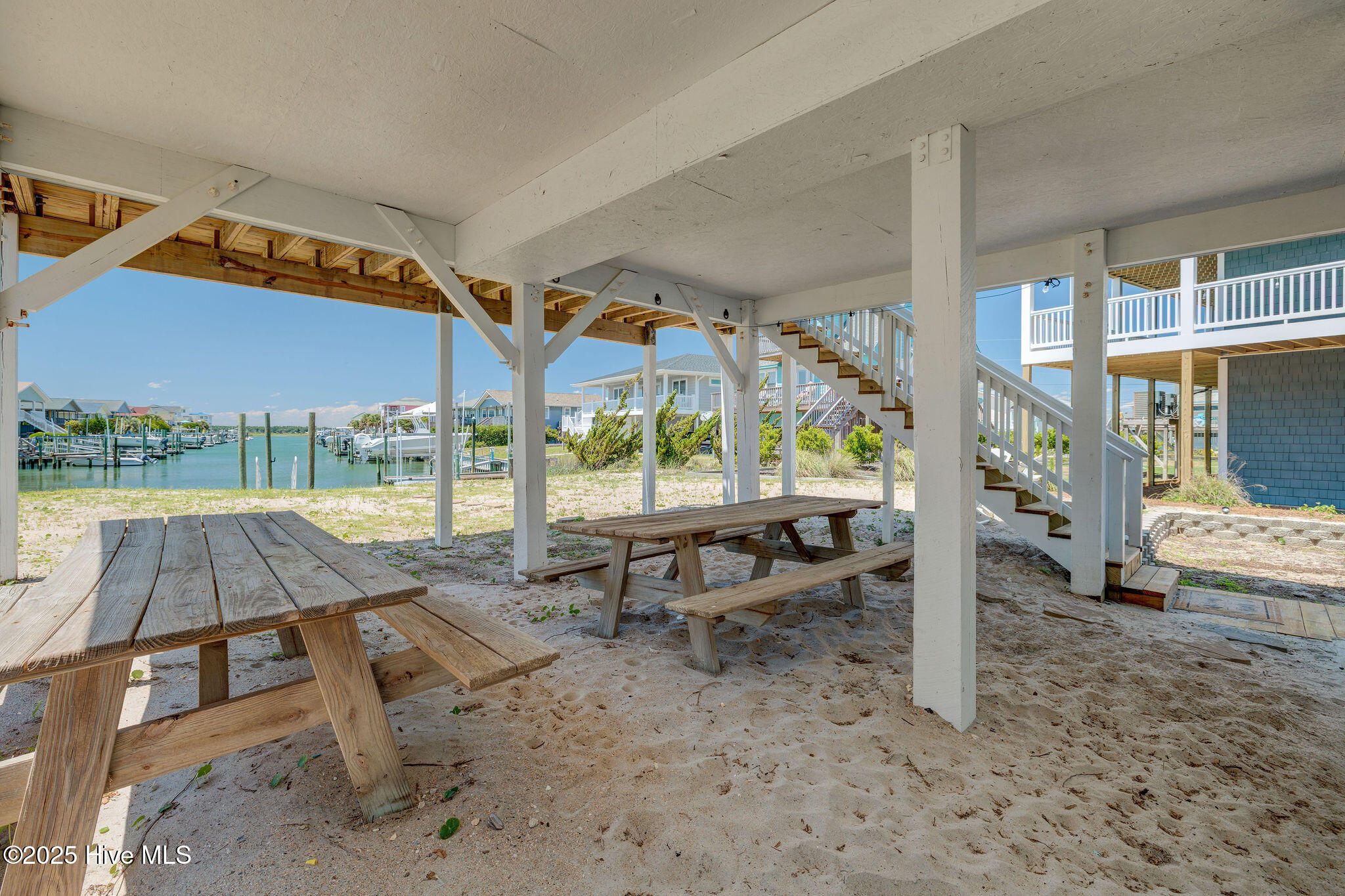 1904 Ocean Boulevard