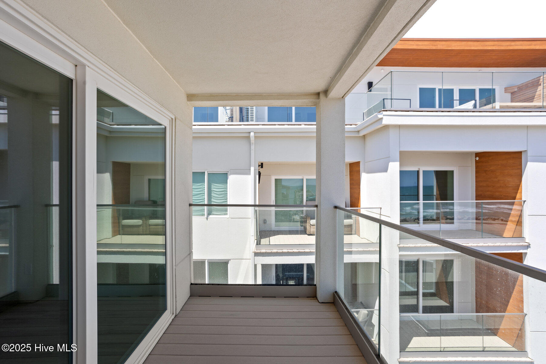 1800 Canal Drive, 309