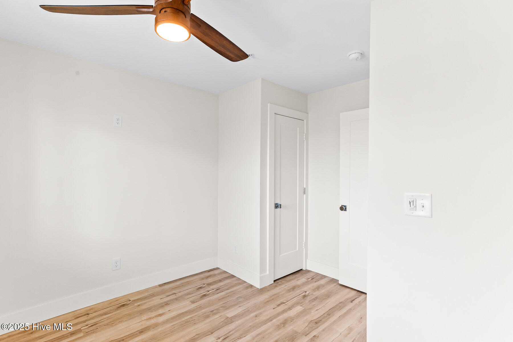 1800 Canal Drive, 309