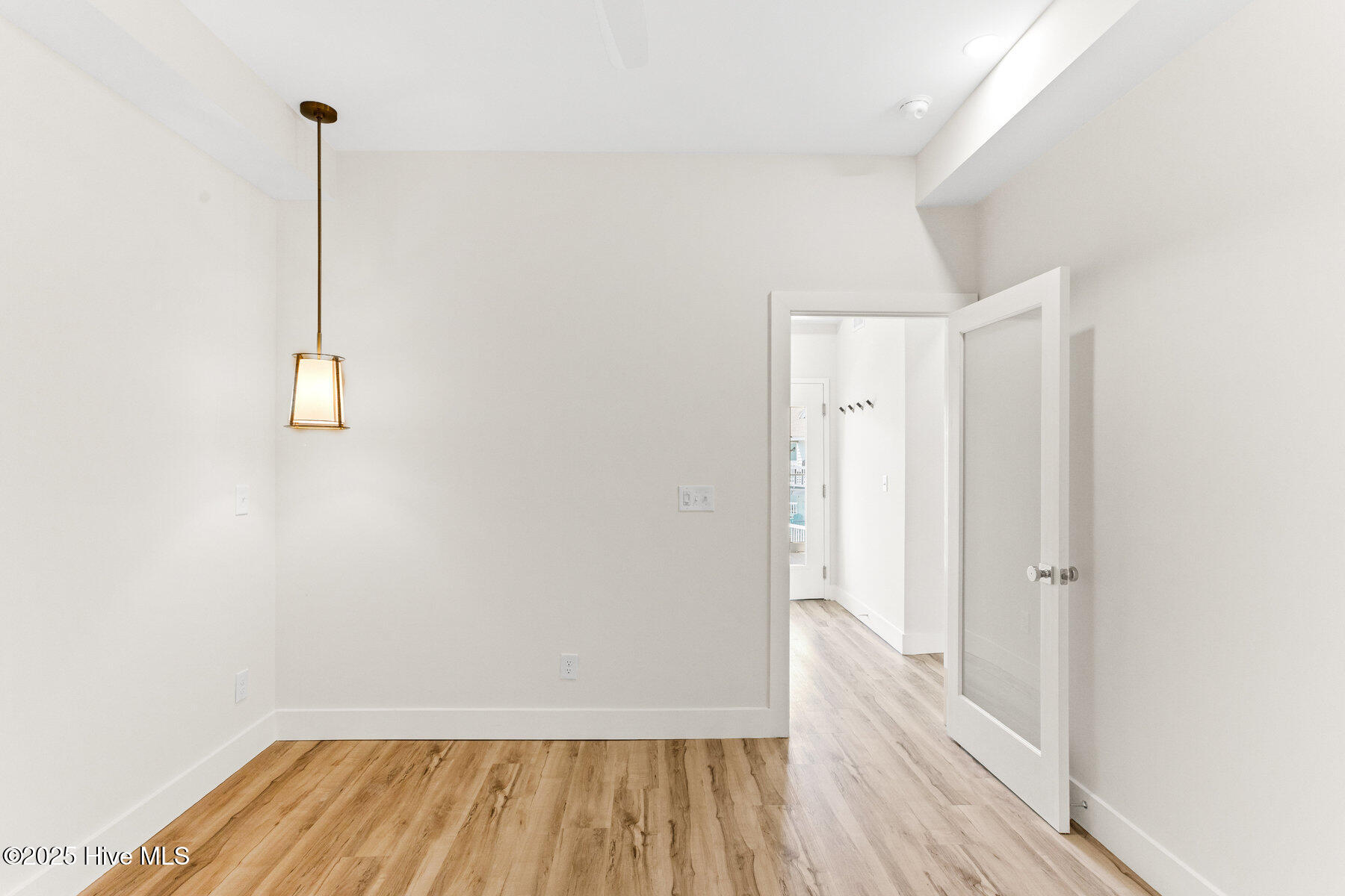 1800 Canal Drive, 309