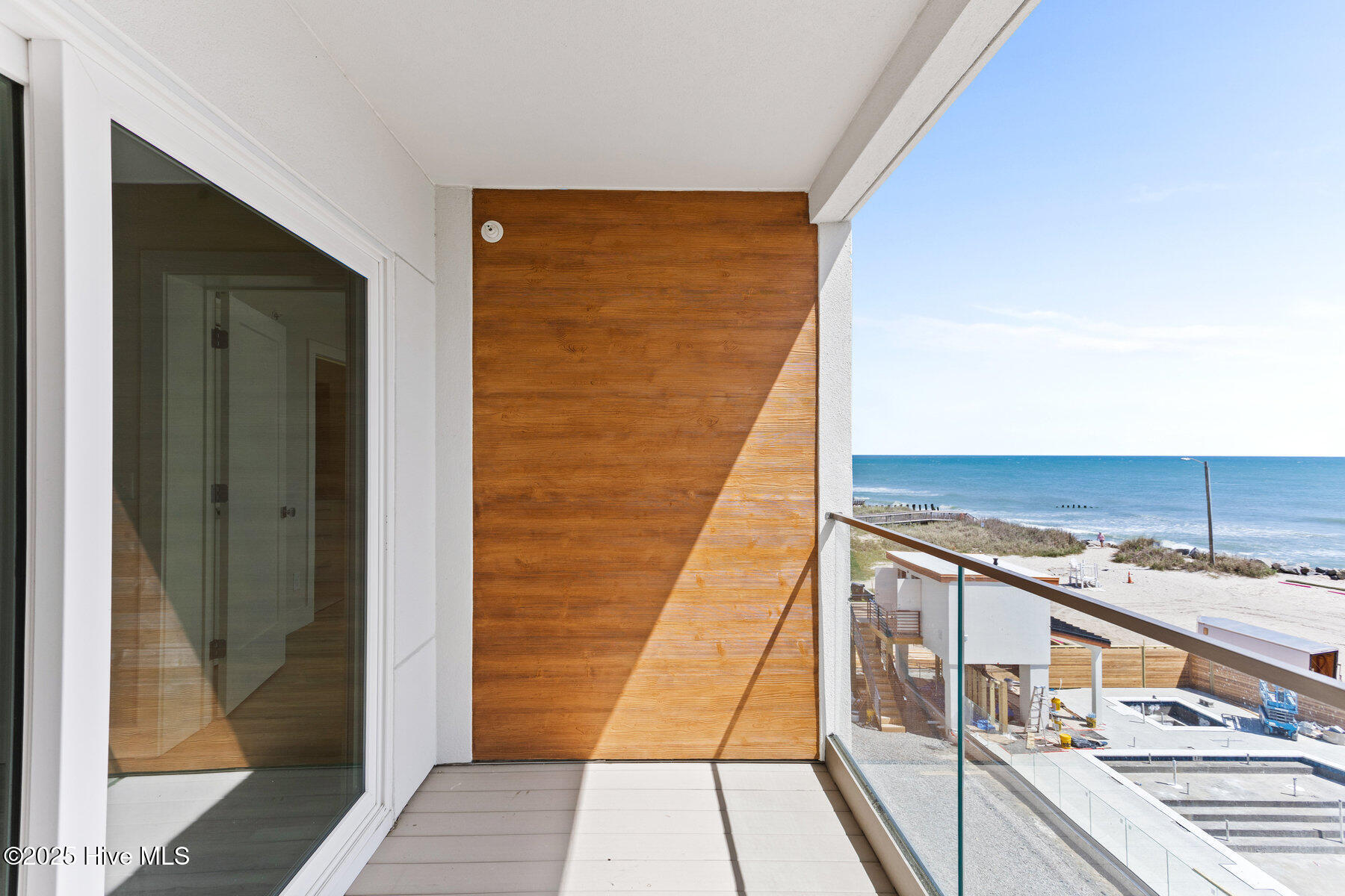 1800 Canal Drive, 306