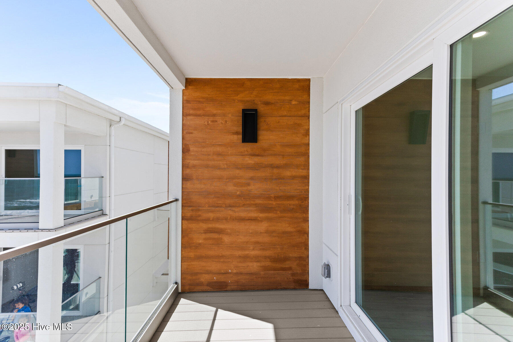 1800 Canal Drive, 306