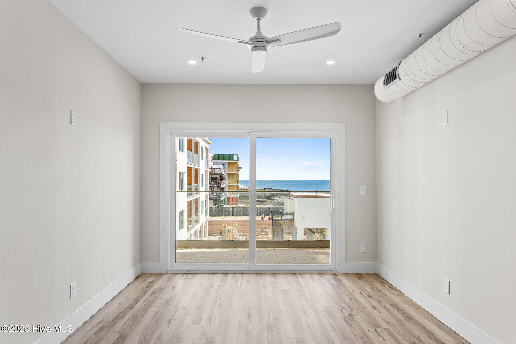 1800 Canal Drive, 209