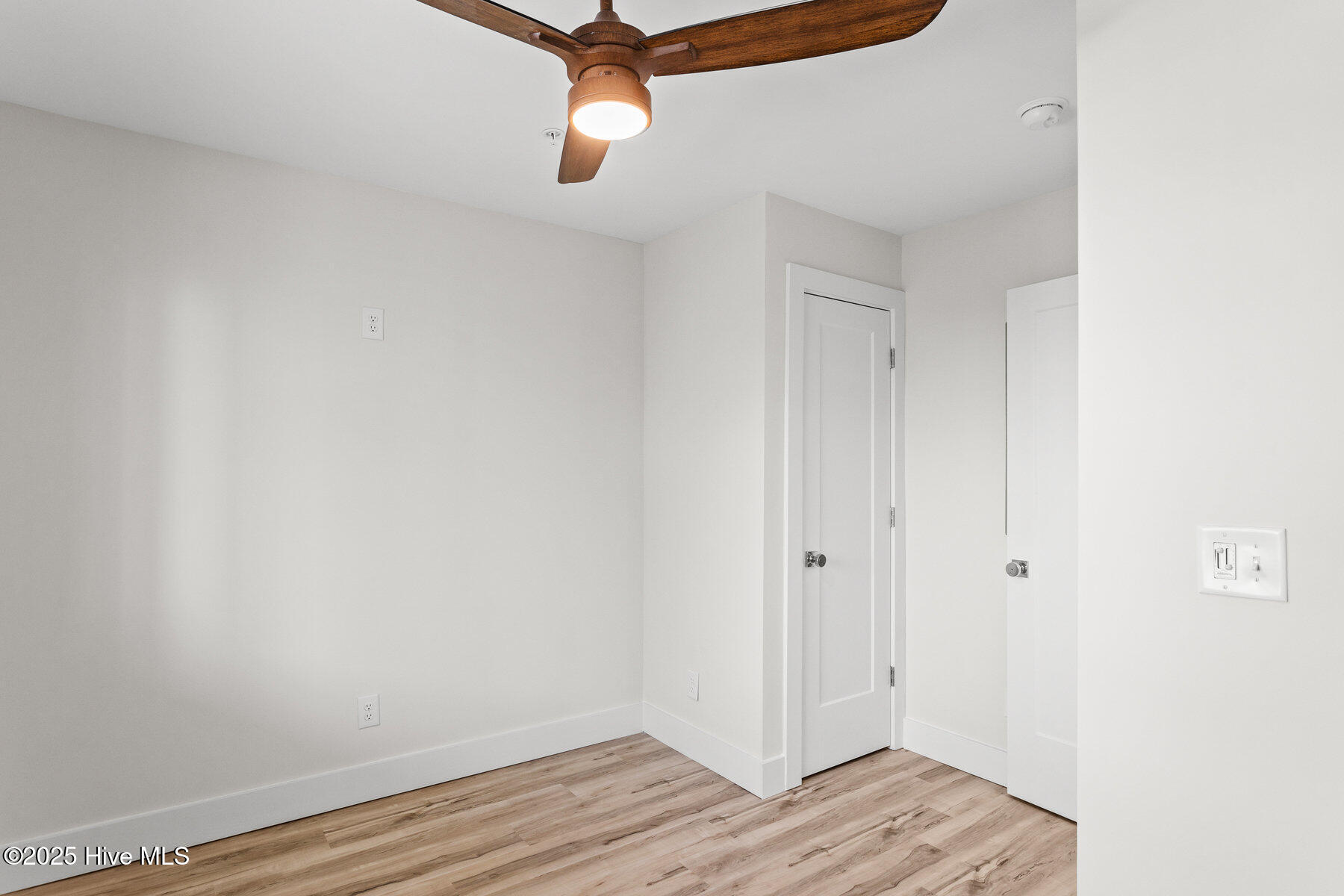 1800 Canal Drive, 209