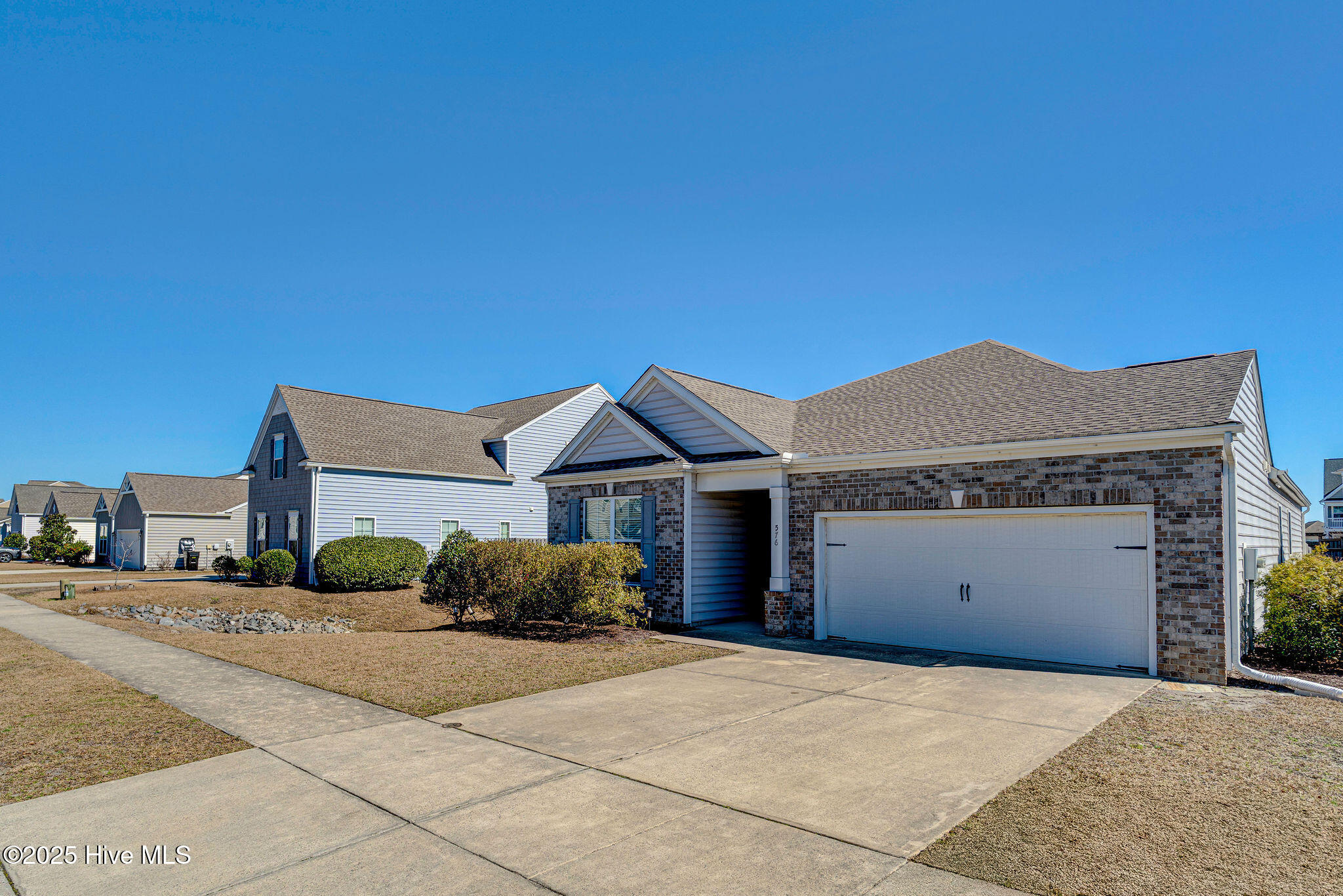 576 Steele Loop