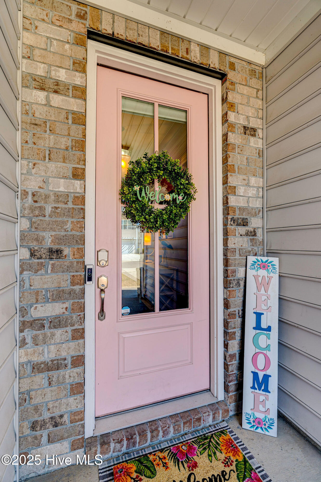 576 Steele Loop