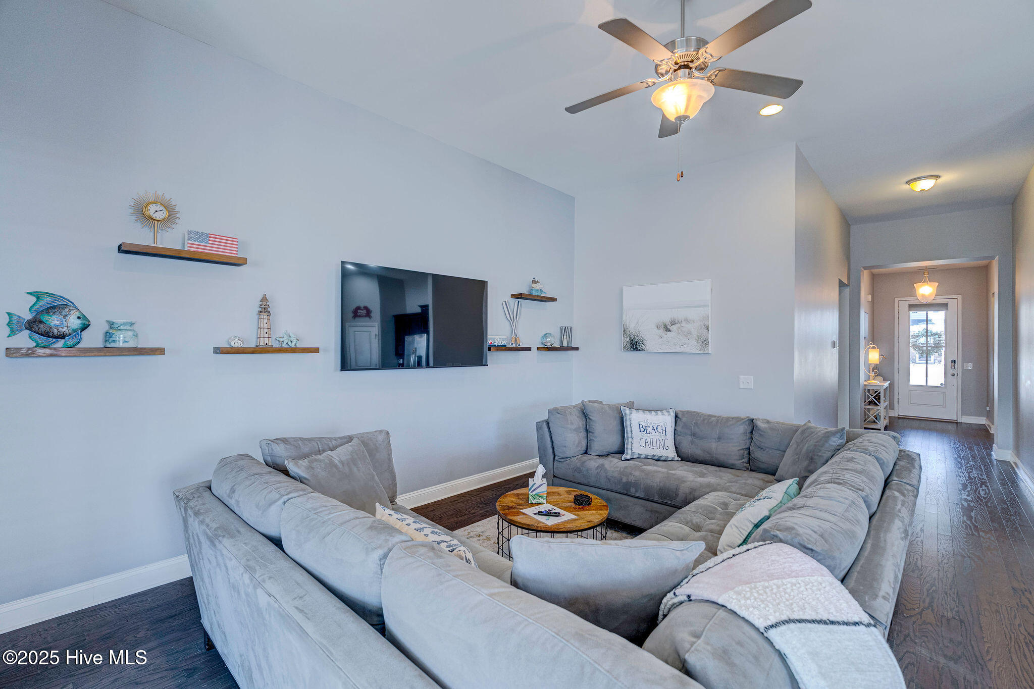 576 Steele Loop