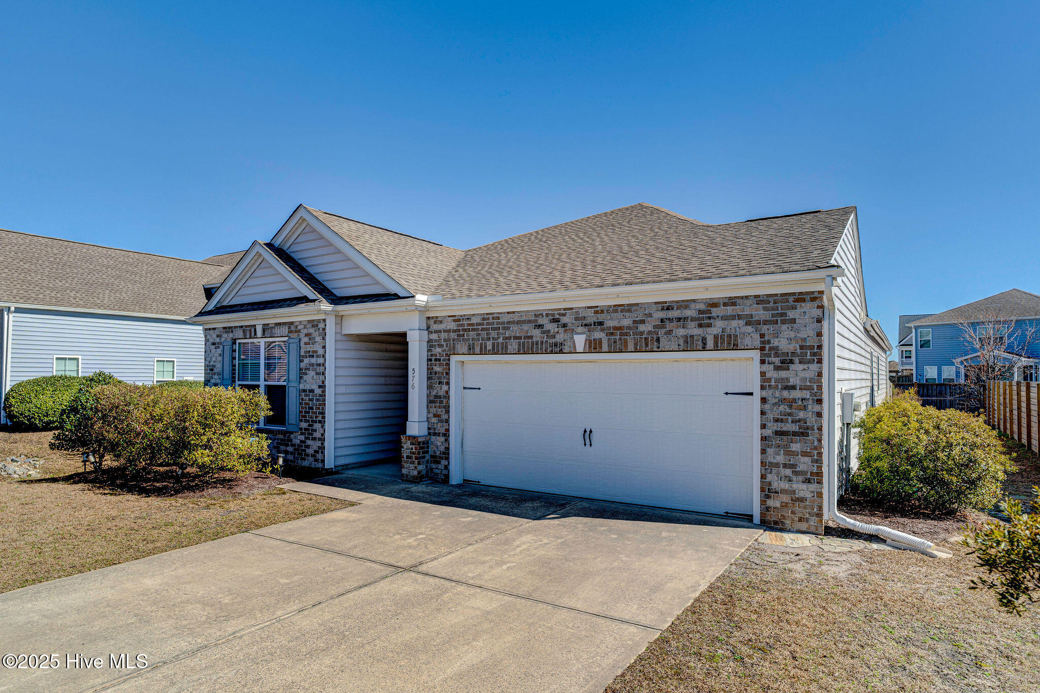 576 Steele Loop