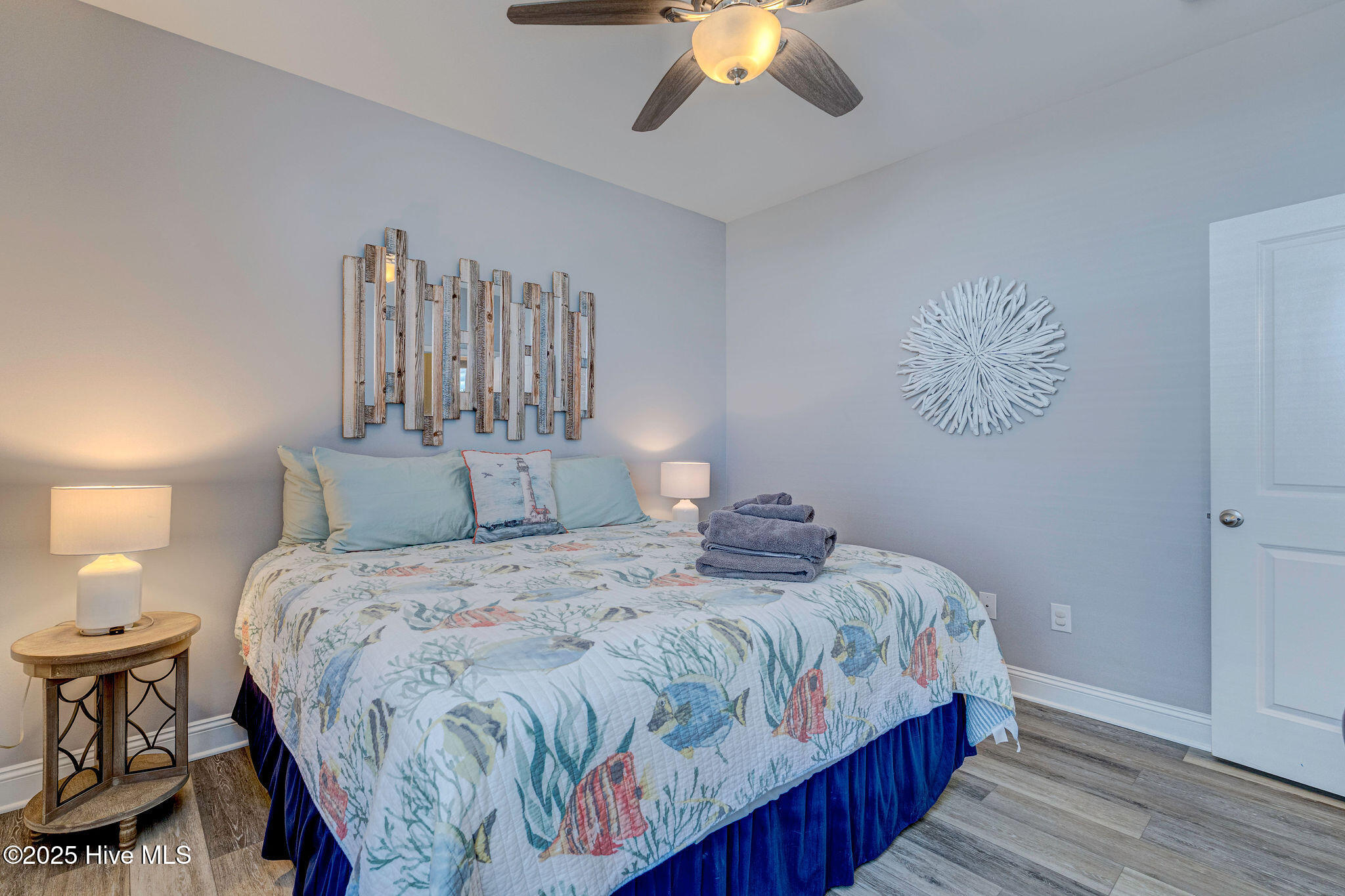 576 Steele Loop