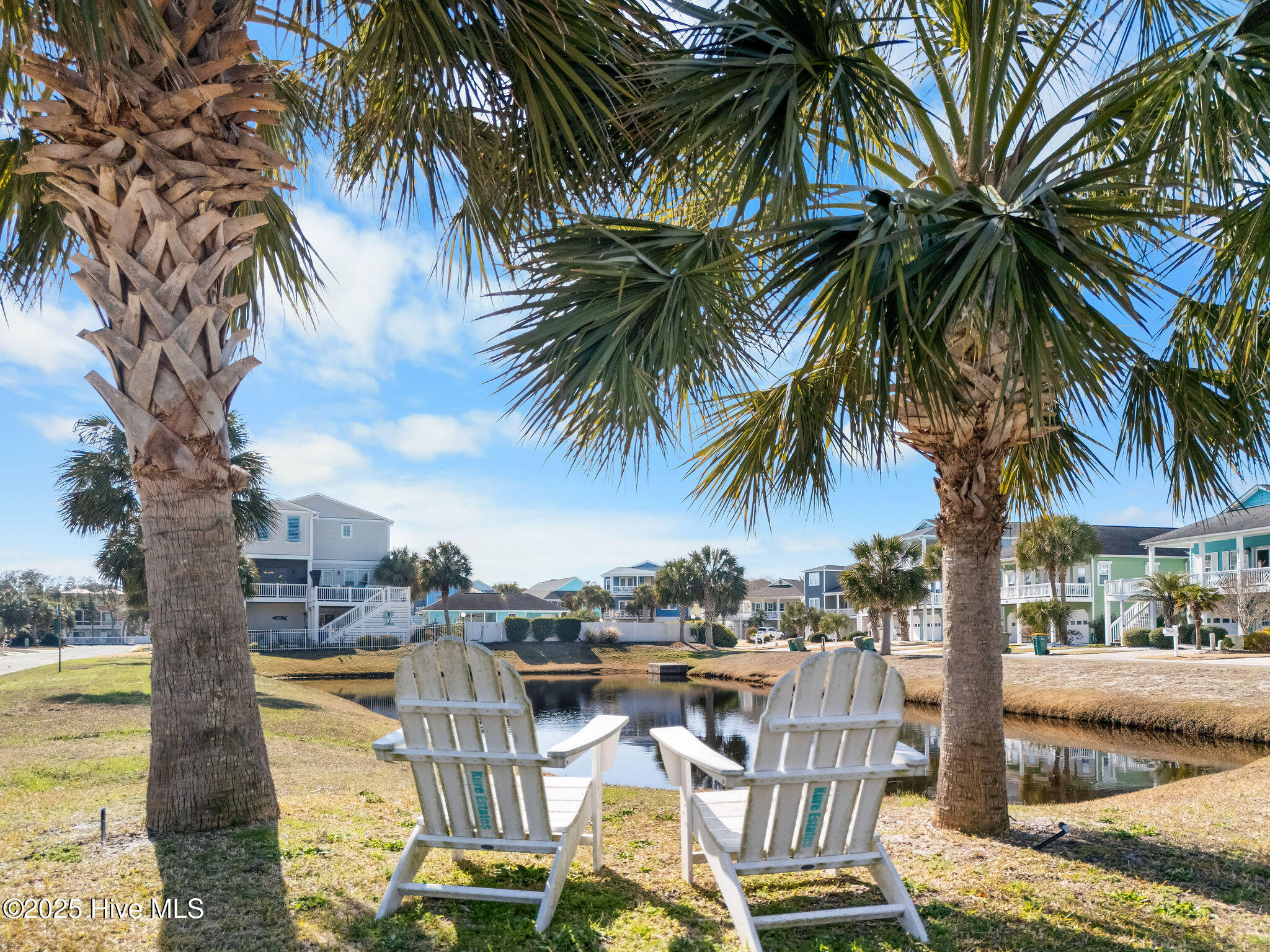 737 Fort Fisher Boulevard N