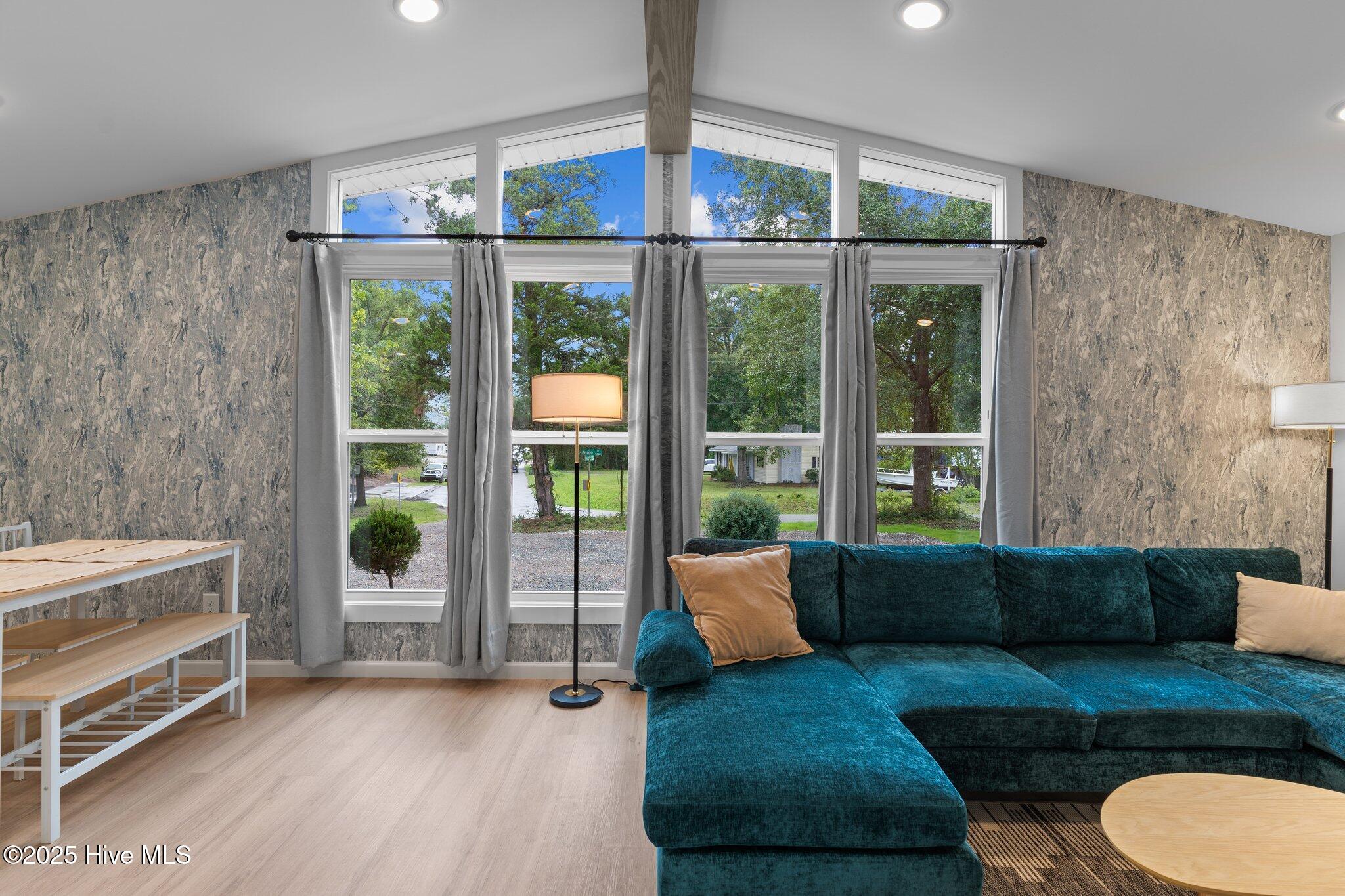 5302 Autumn Drive