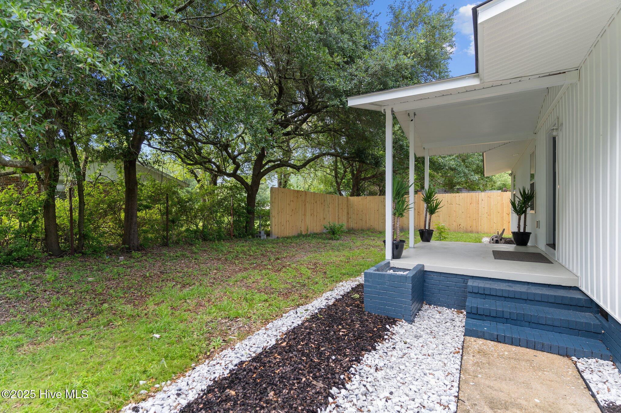 5302 Autumn Drive