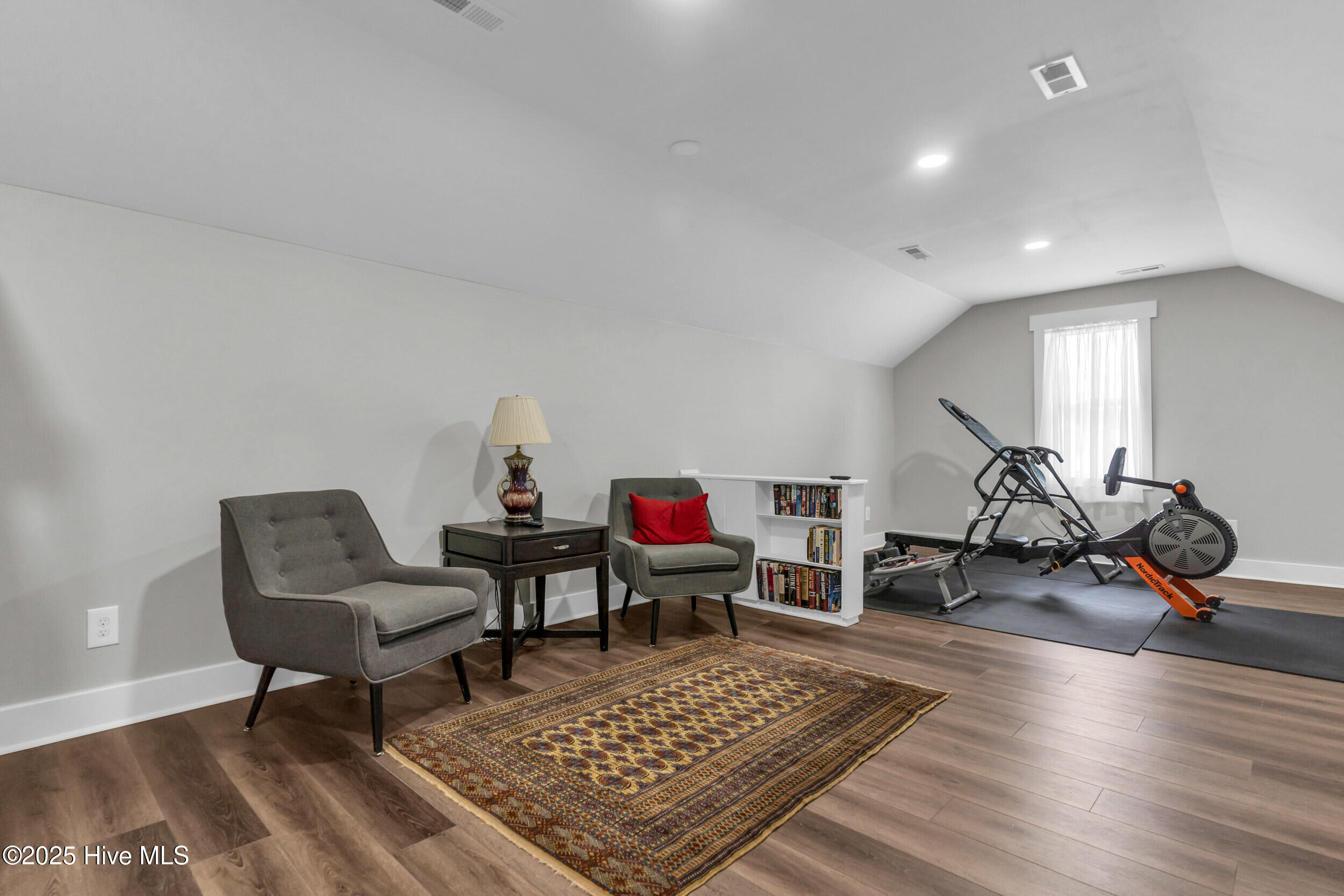 9722 Salty Apple Circle NE