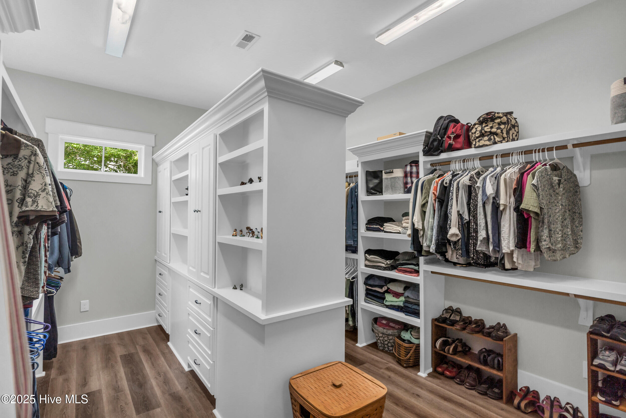 9722 Salty Apple Circle NE