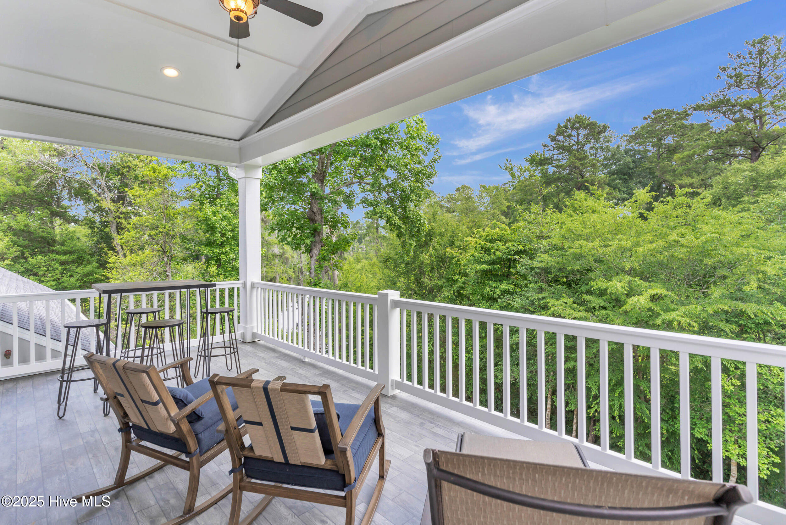 9722 Salty Apple Circle NE