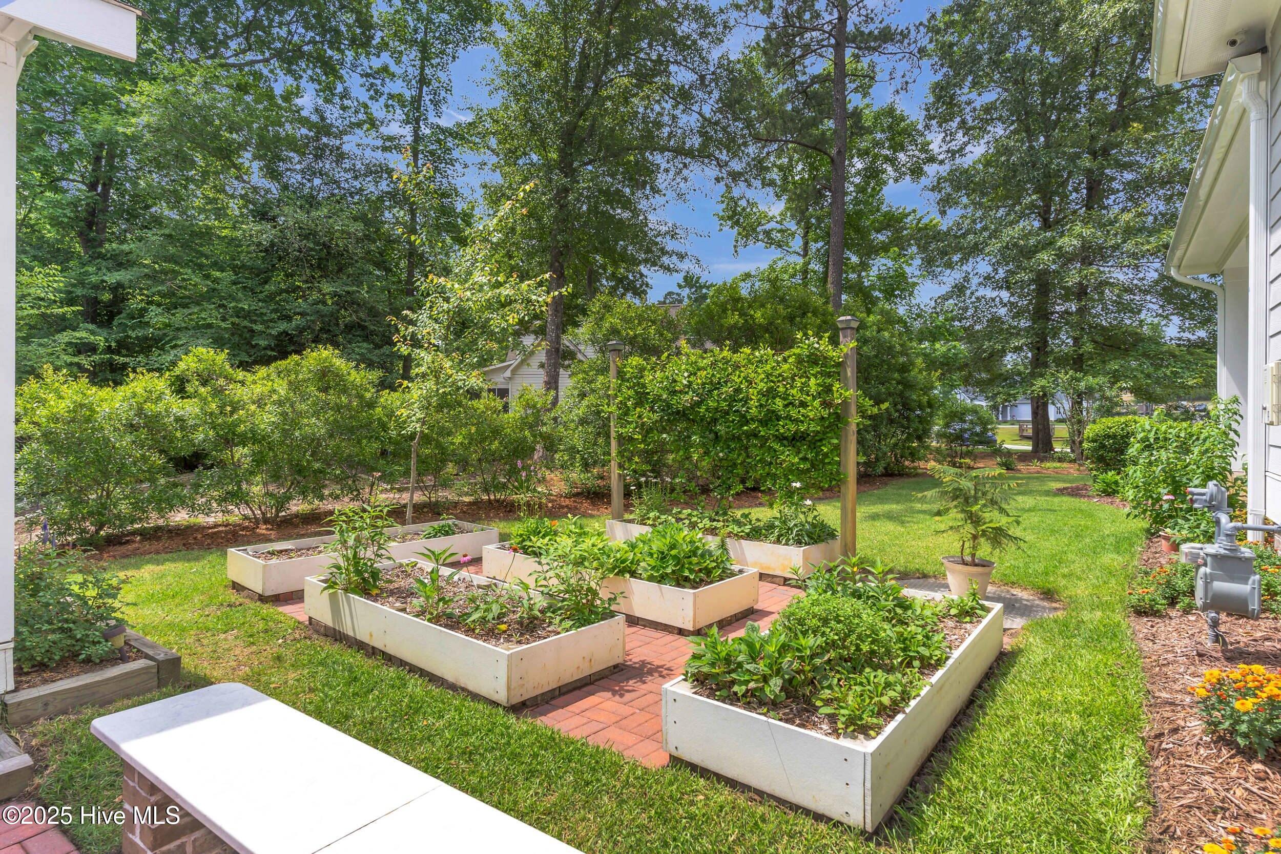 9722 Salty Apple Circle NE