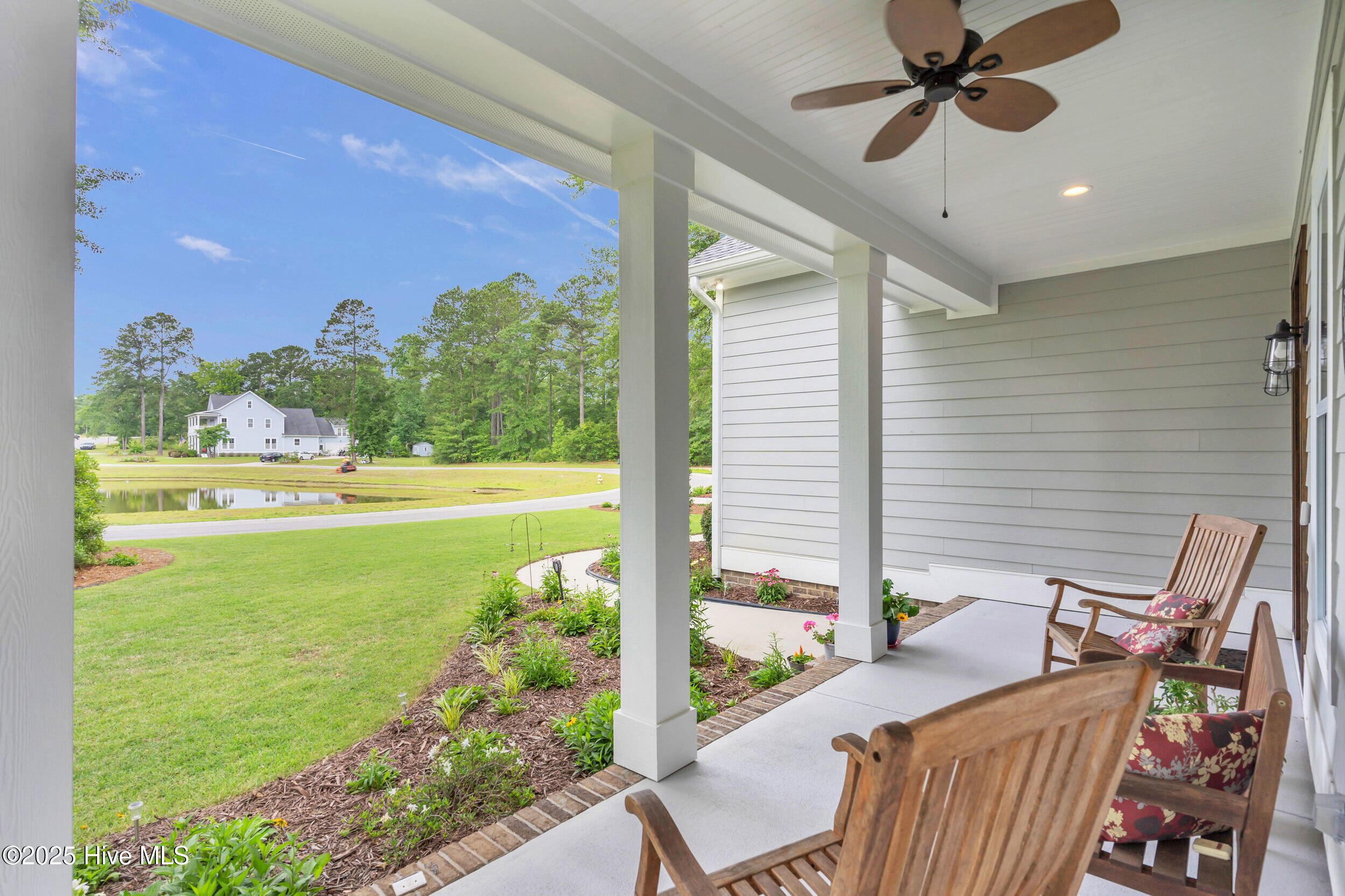 9722 Salty Apple Circle NE