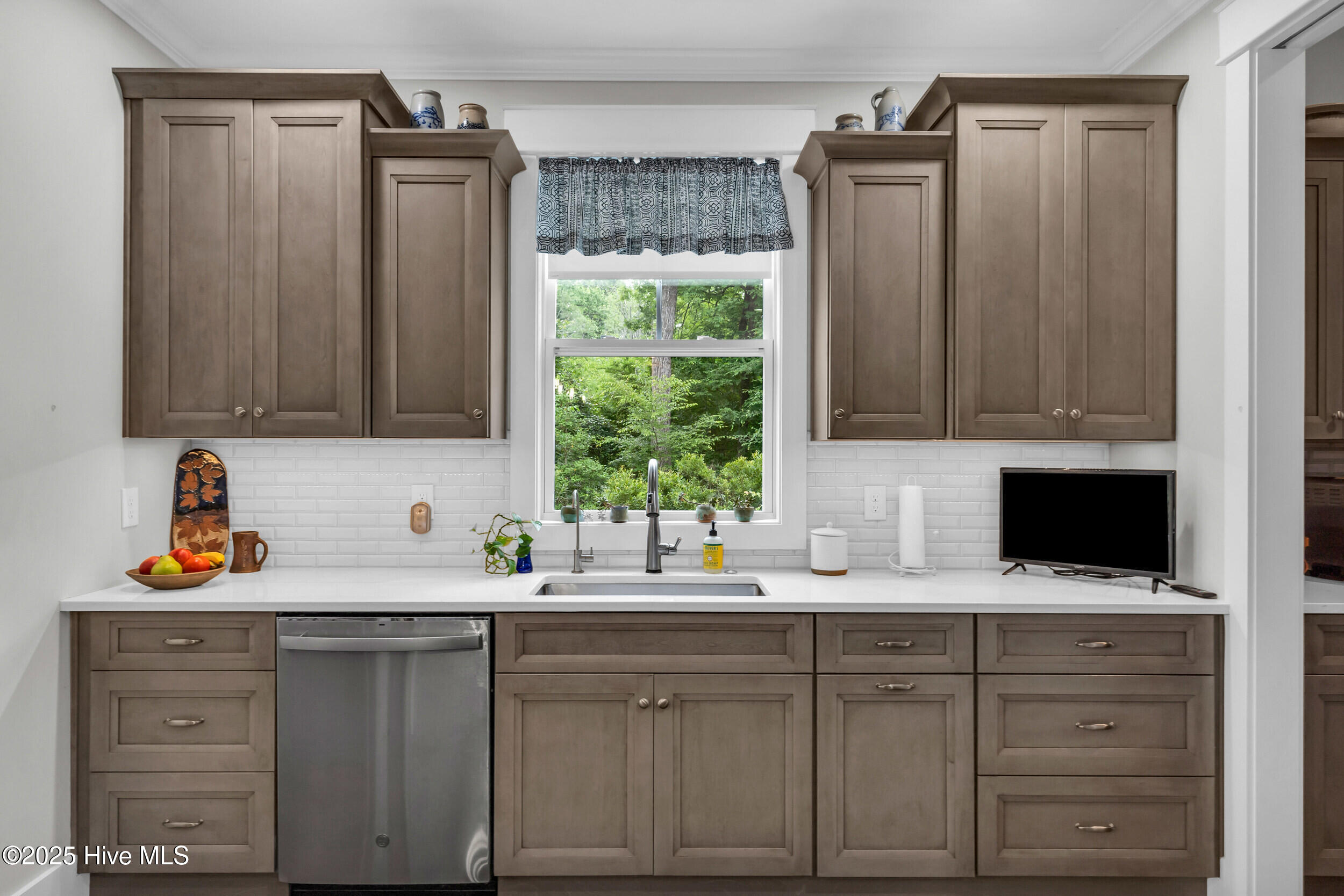 9722 Salty Apple Circle NE