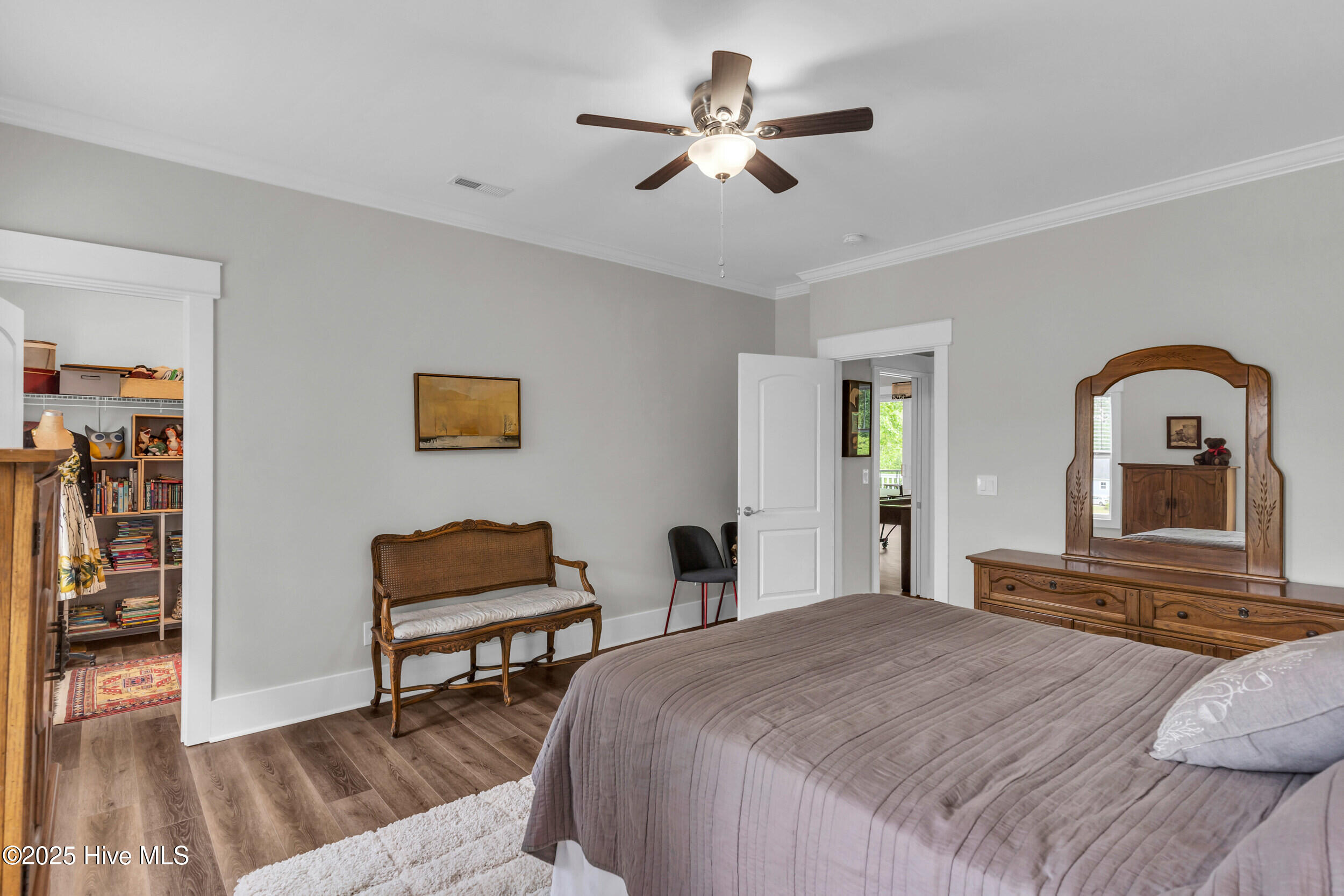 9722 Salty Apple Circle NE