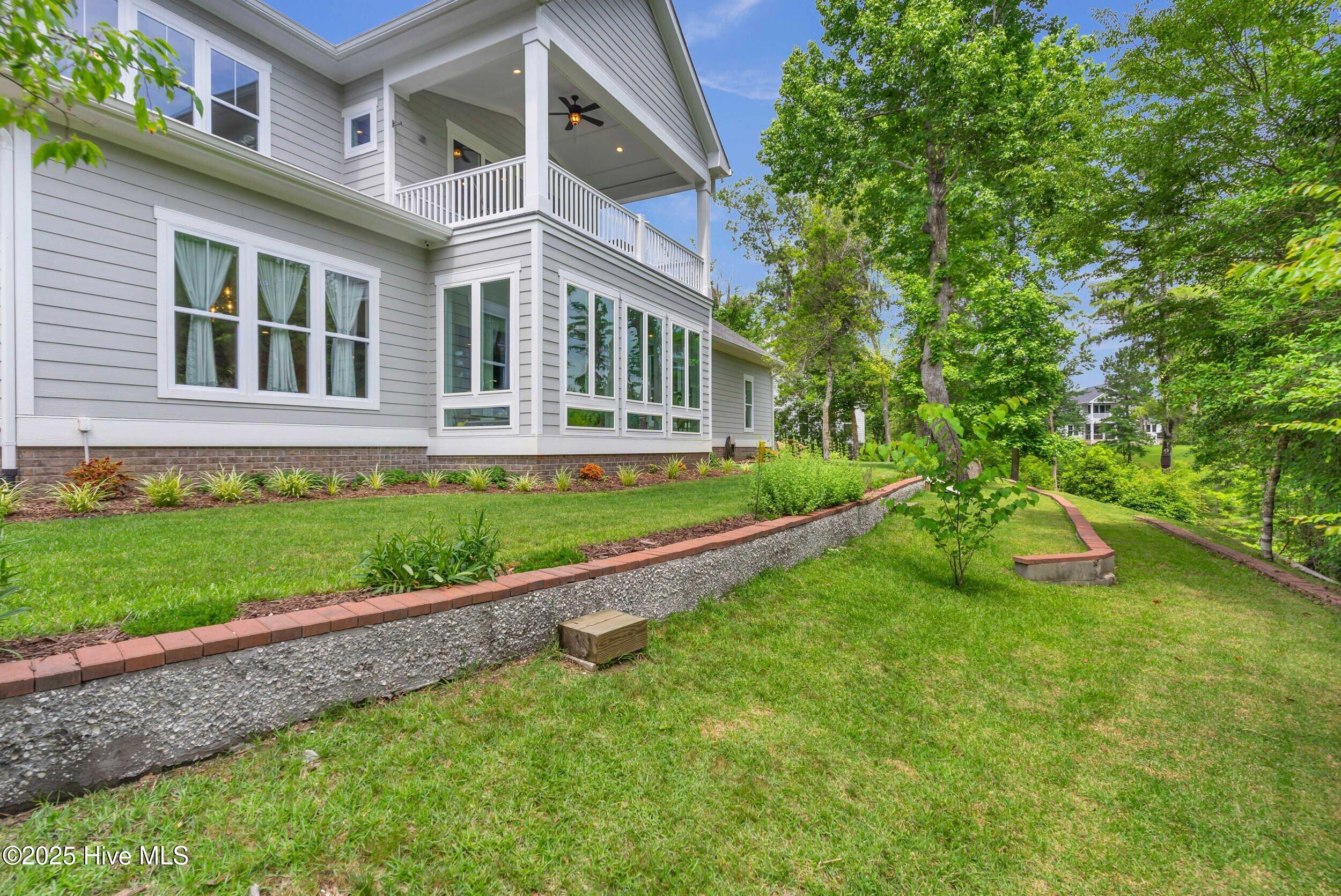 9722 Salty Apple Circle NE