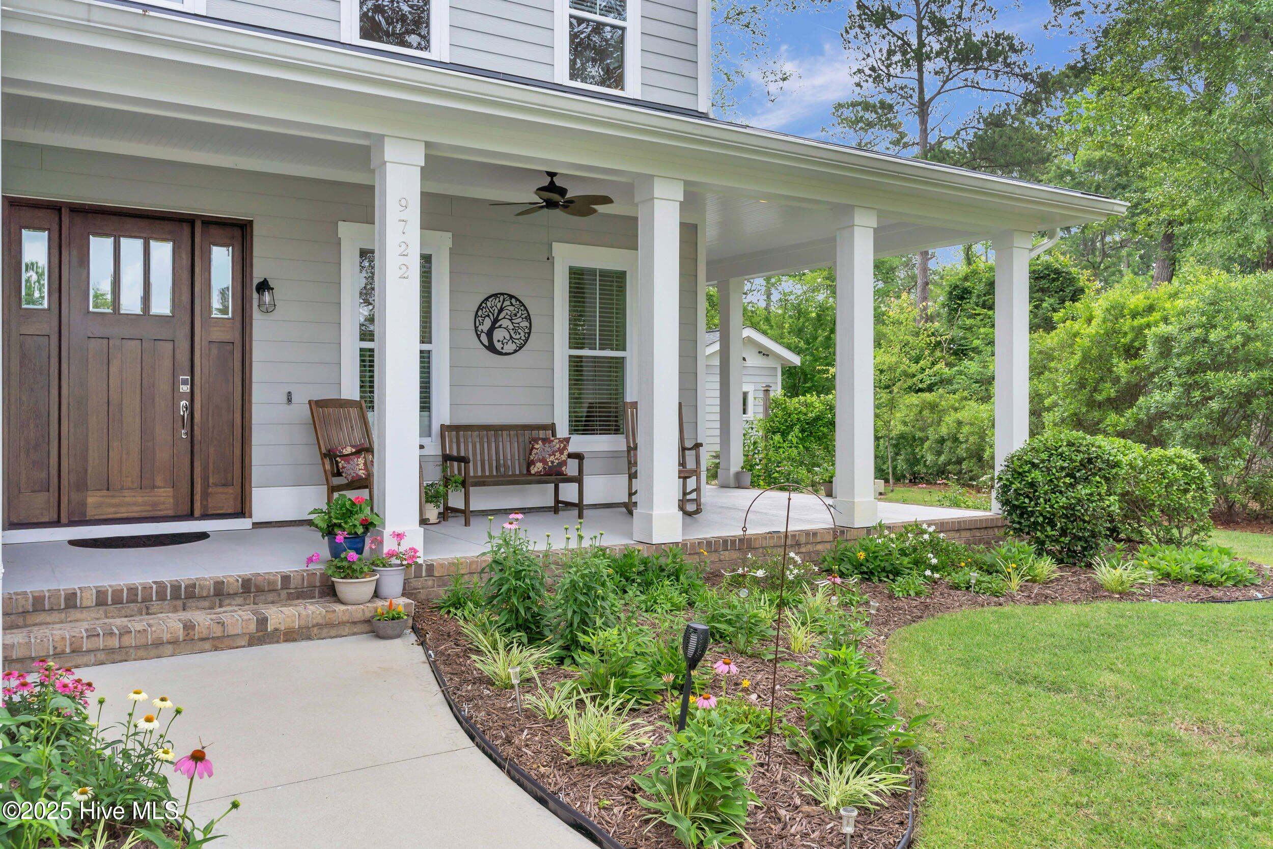 9722 Salty Apple Circle NE