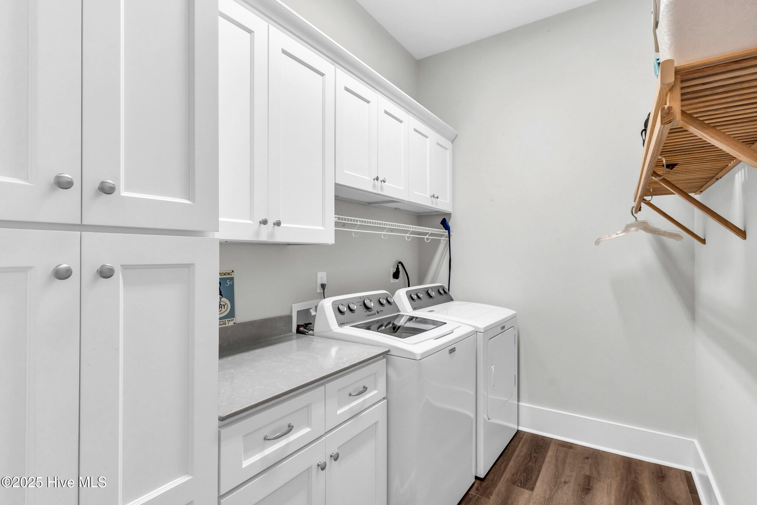 9722 Salty Apple Circle NE