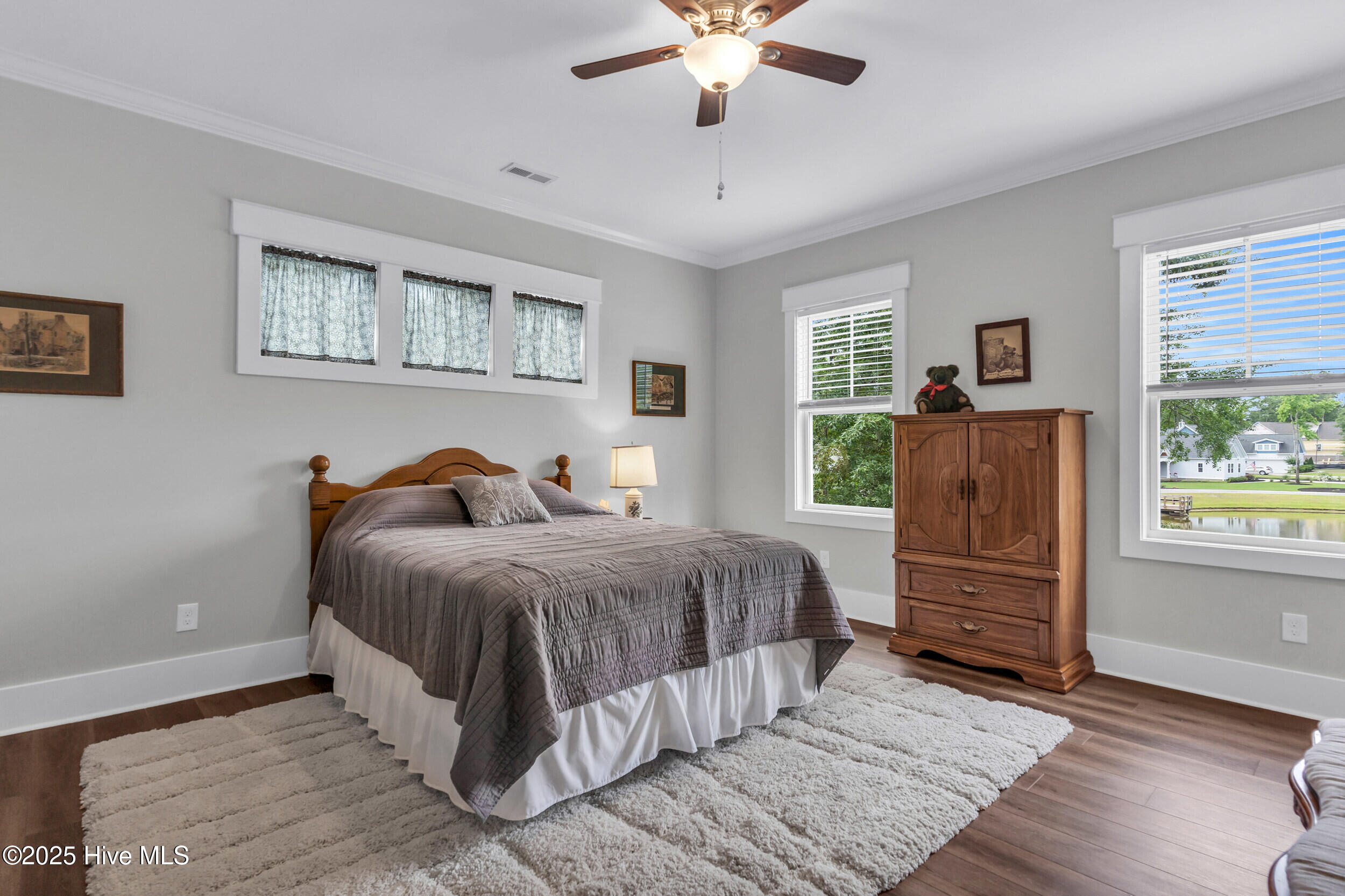 9722 Salty Apple Circle NE