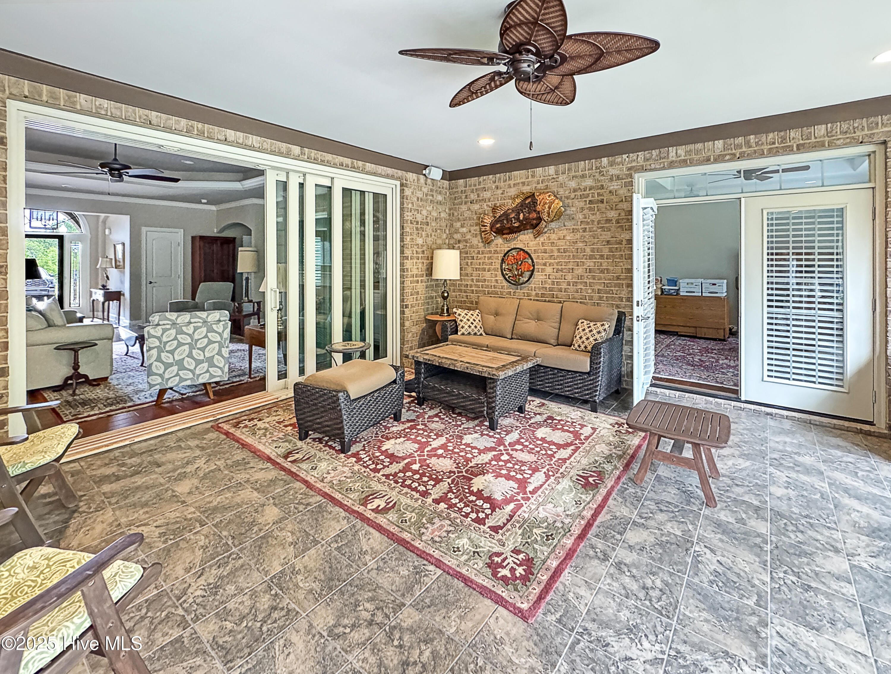 6003 Mount Carmel Parke