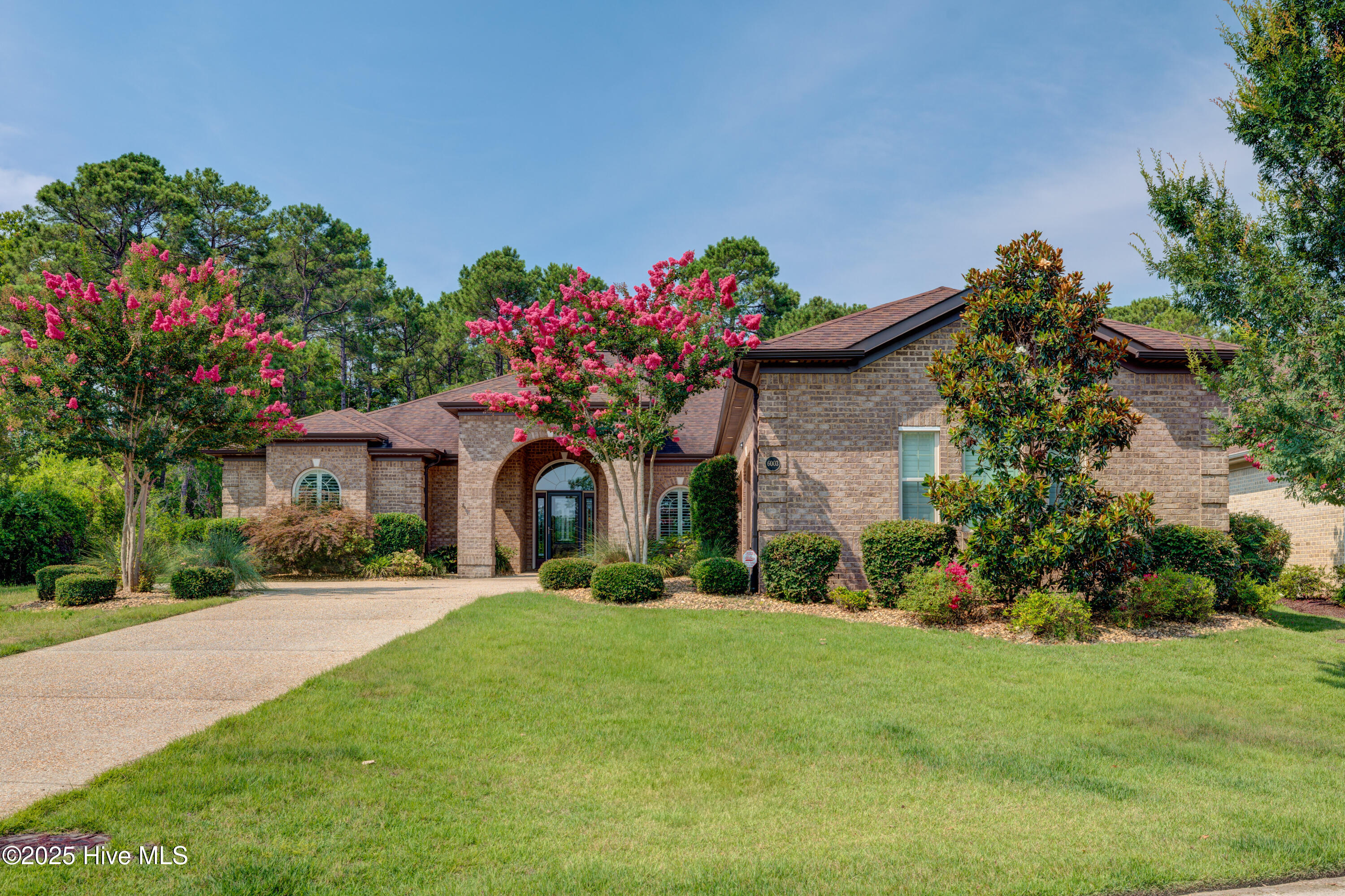 6003 Mount Carmel Parke