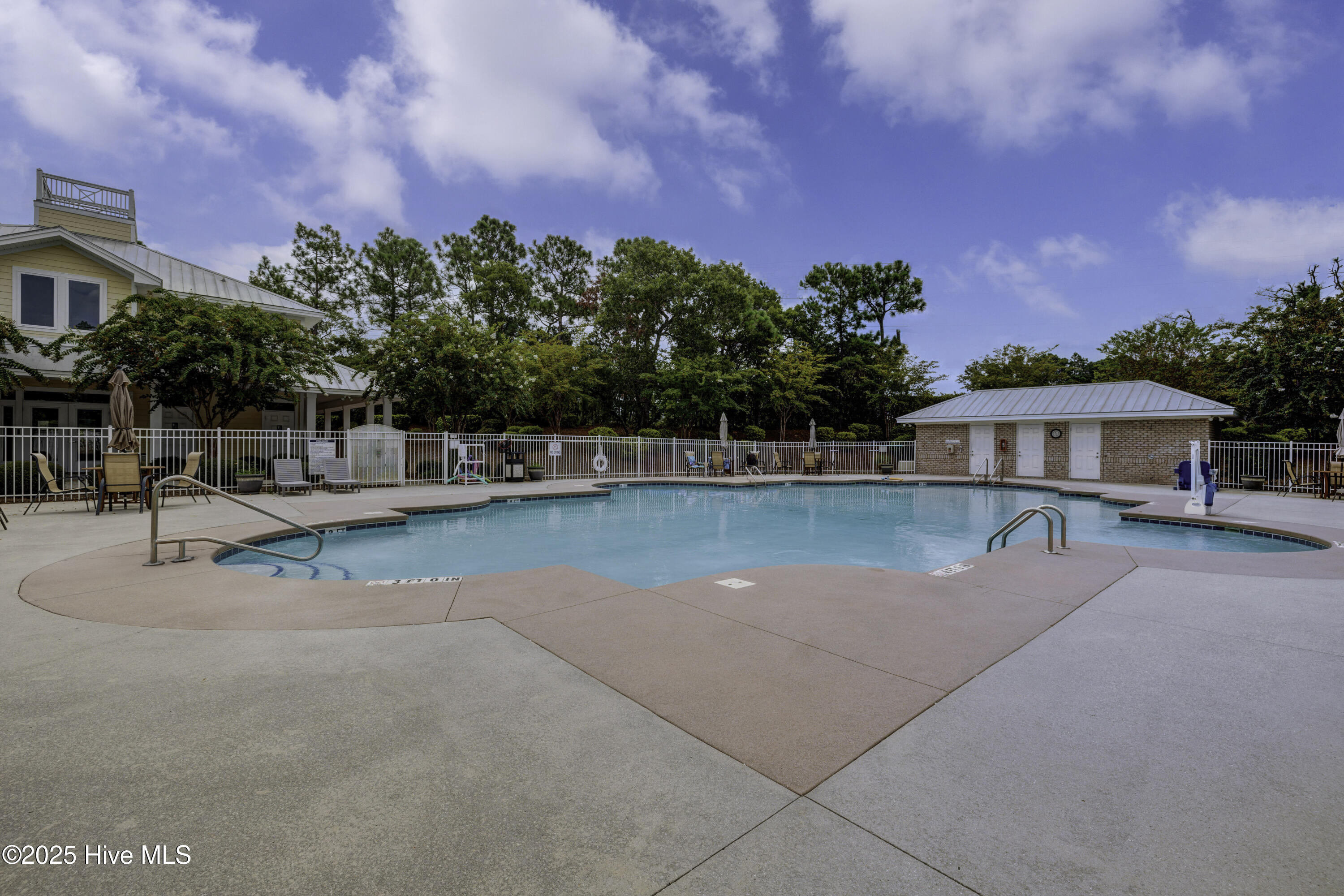 6003 Mount Carmel Parke