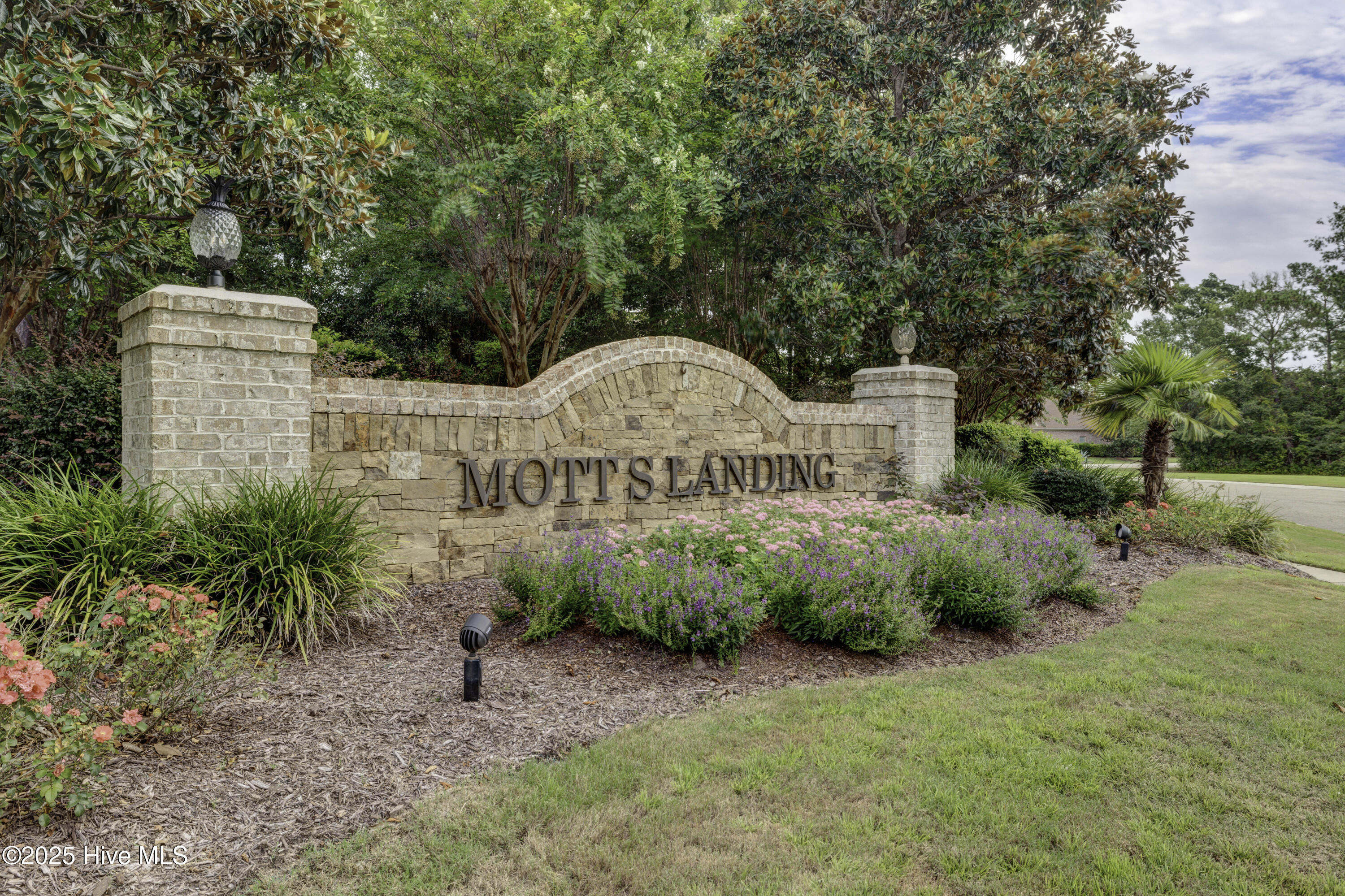 6003 Mount Carmel Parke