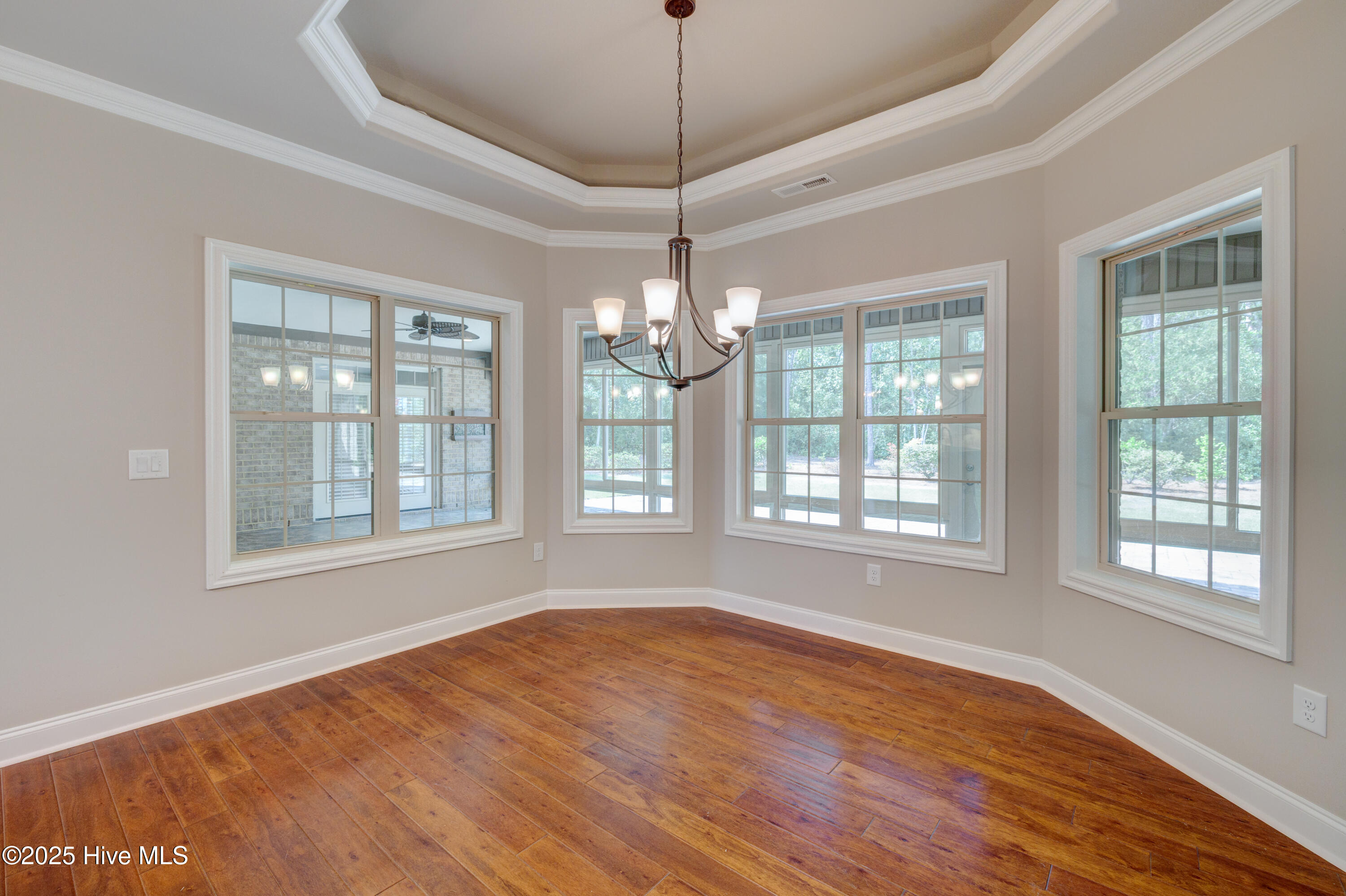 6003 Mount Carmel Parke