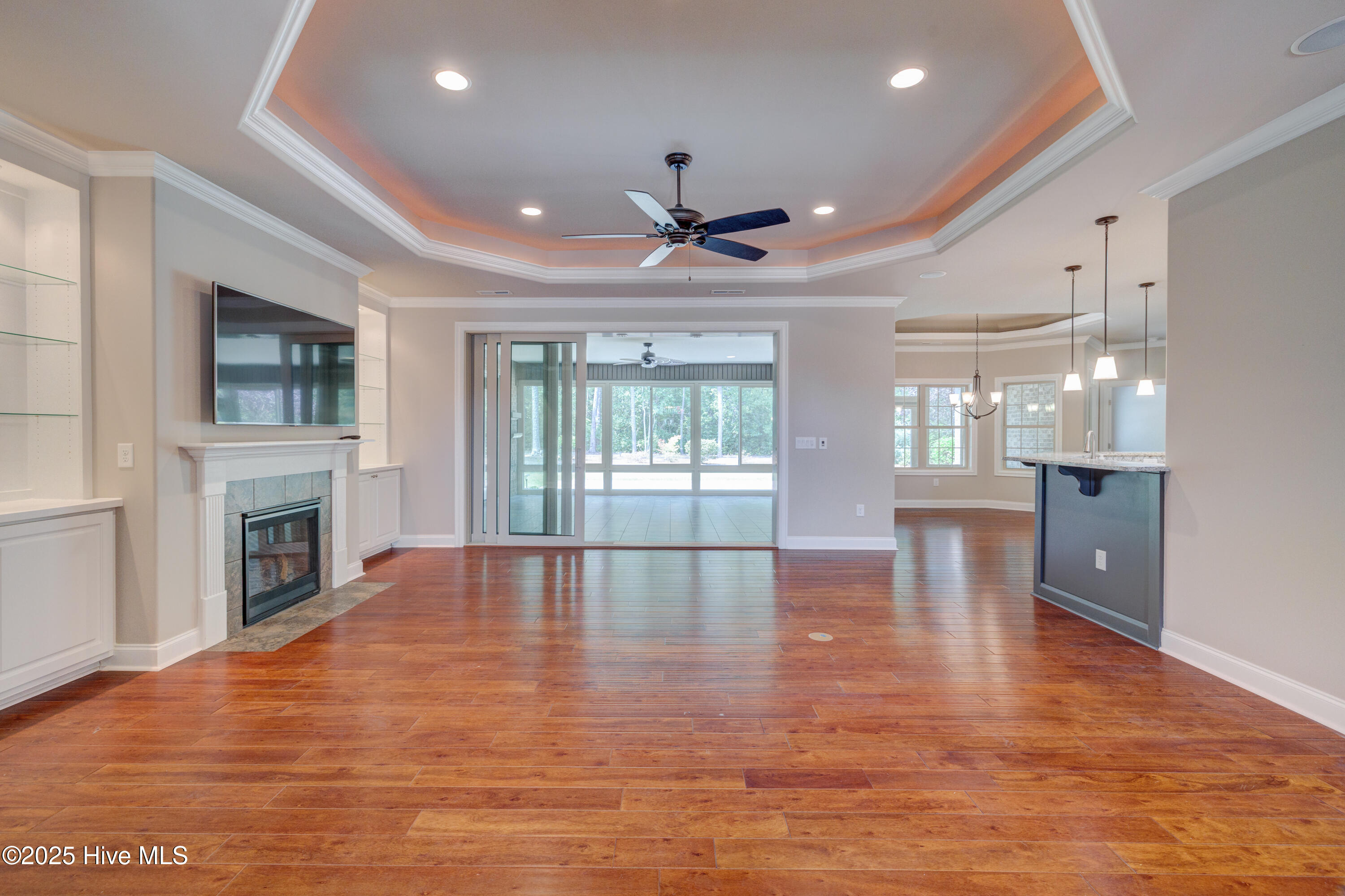 6003 Mount Carmel Parke