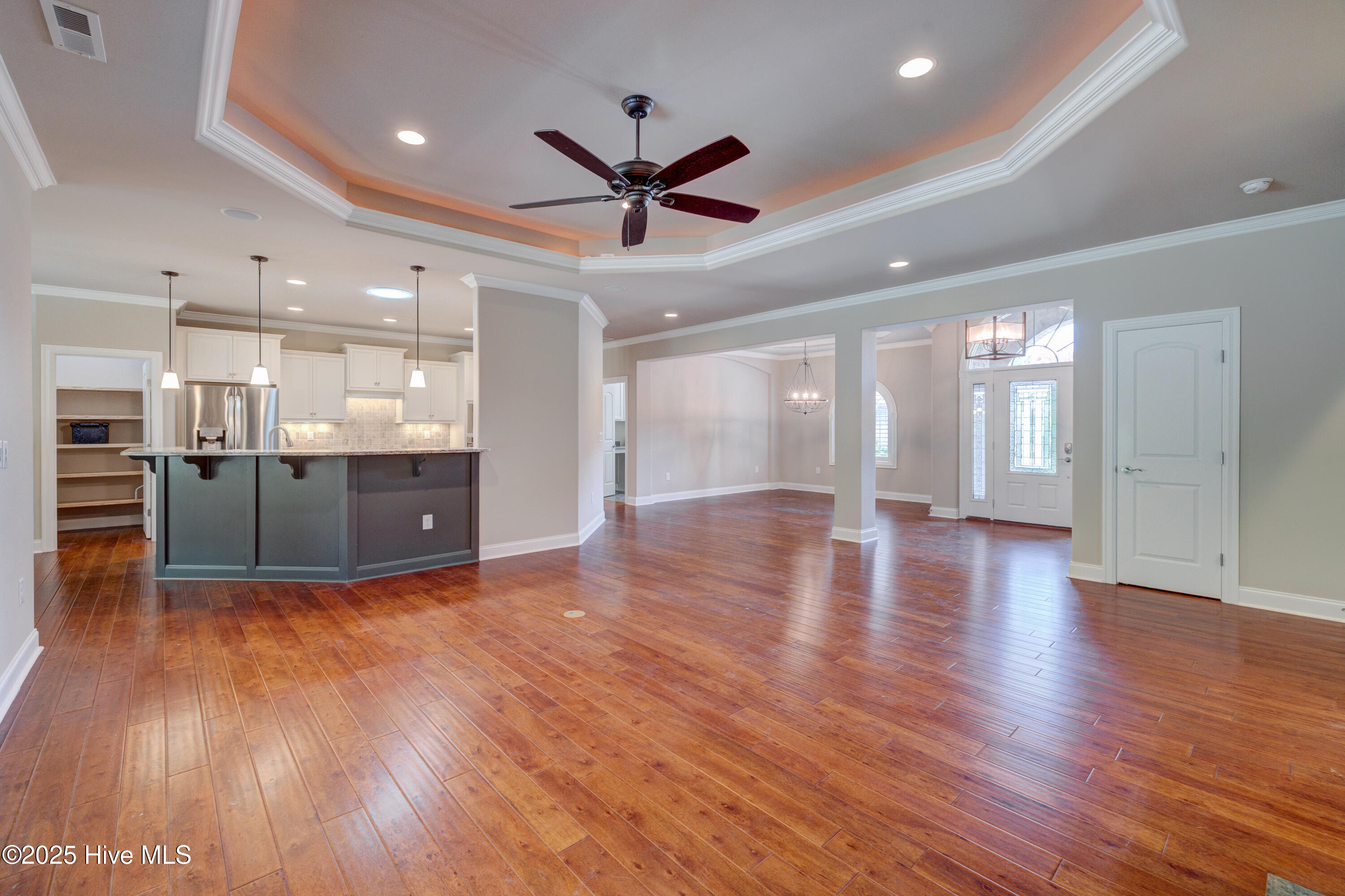 6003 Mount Carmel Parke