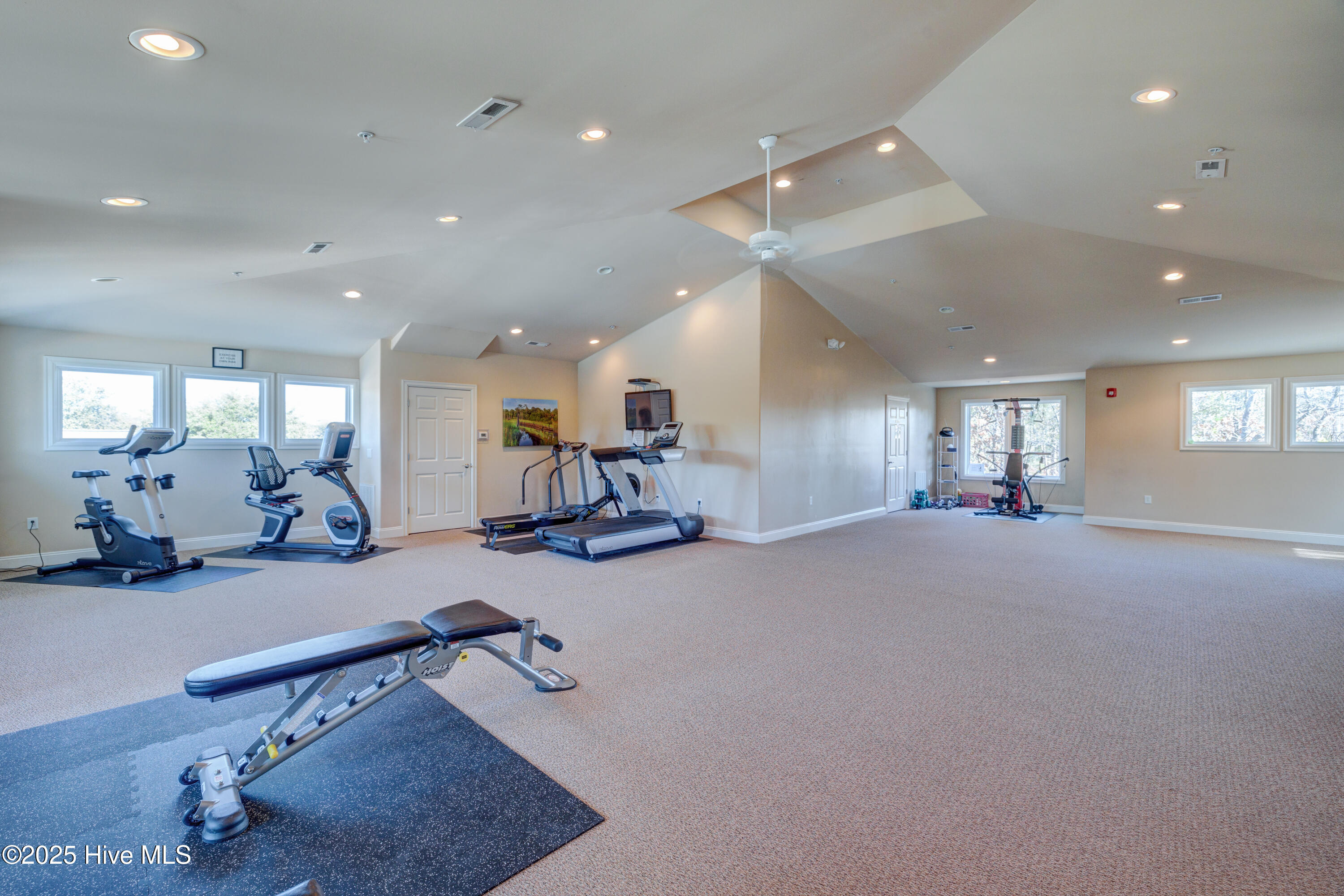 6003 Mount Carmel Parke