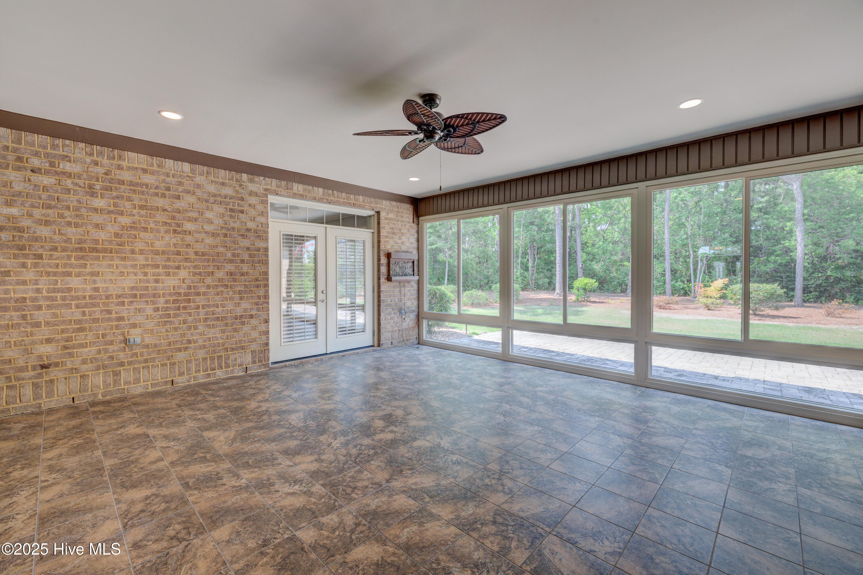 6003 Mount Carmel Parke